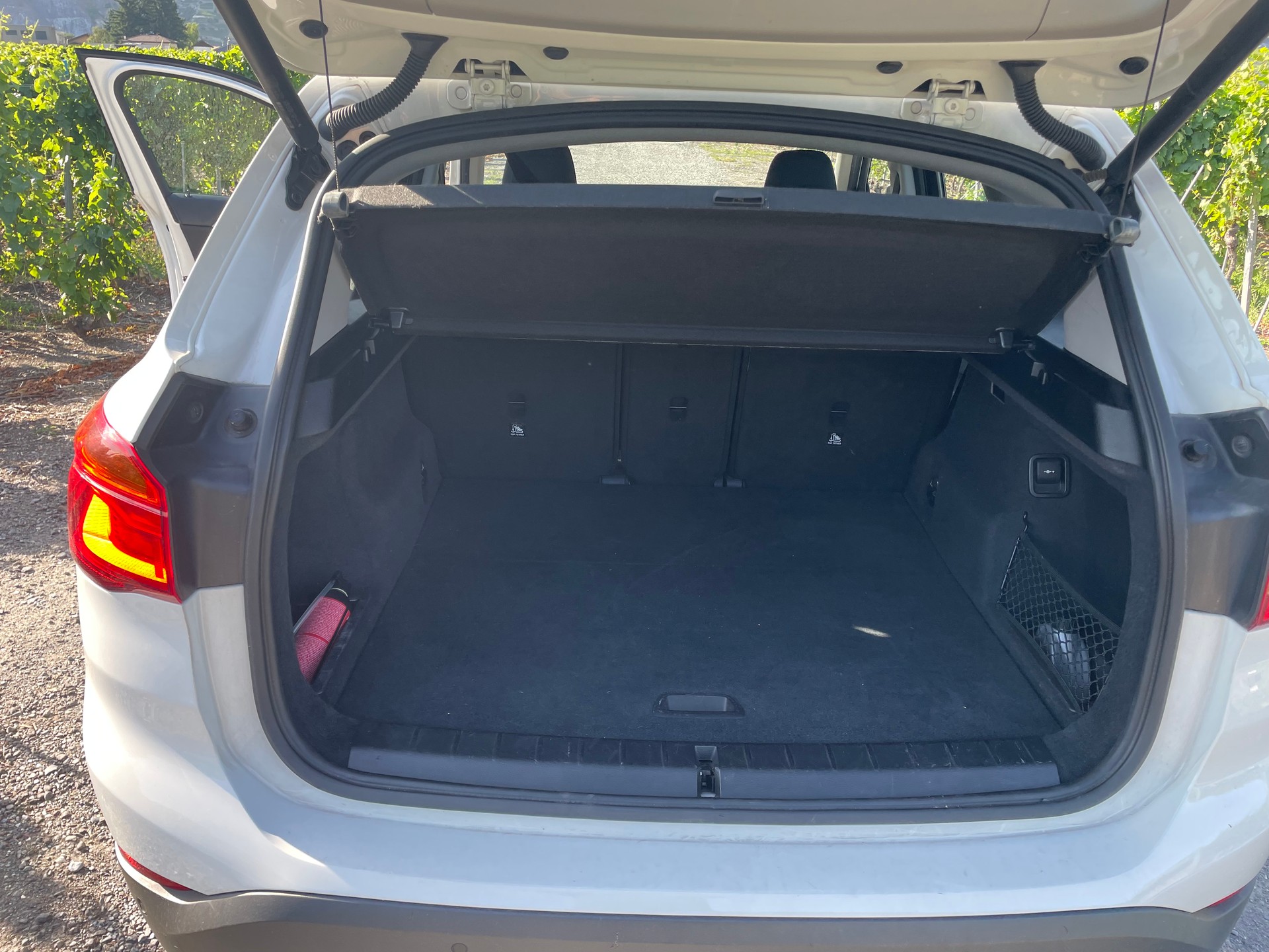 BMW X1 xDrive 20d xLine Steptronic-image-12