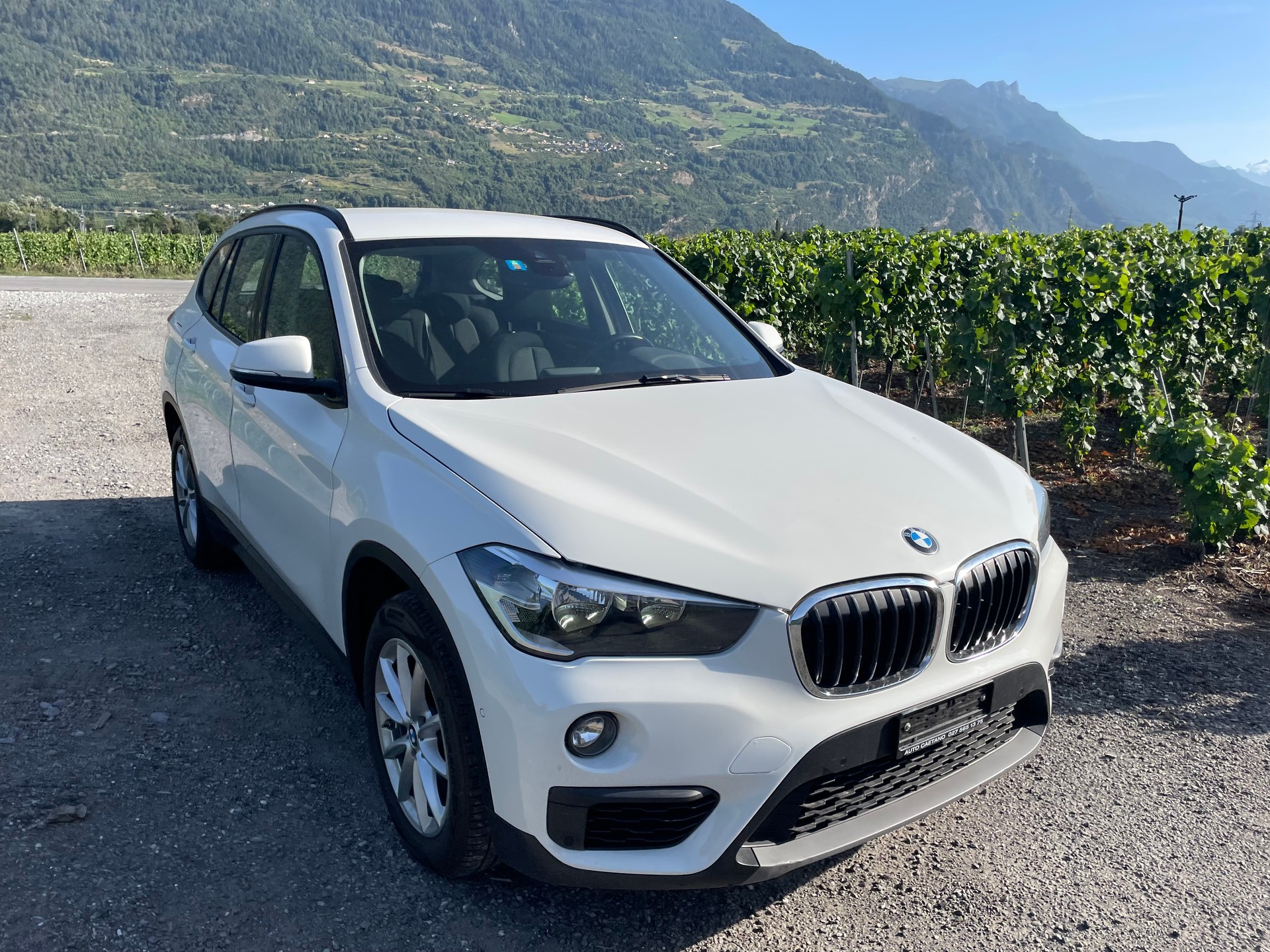 BMW X1 xDrive 20d xLine Steptronic-image-1