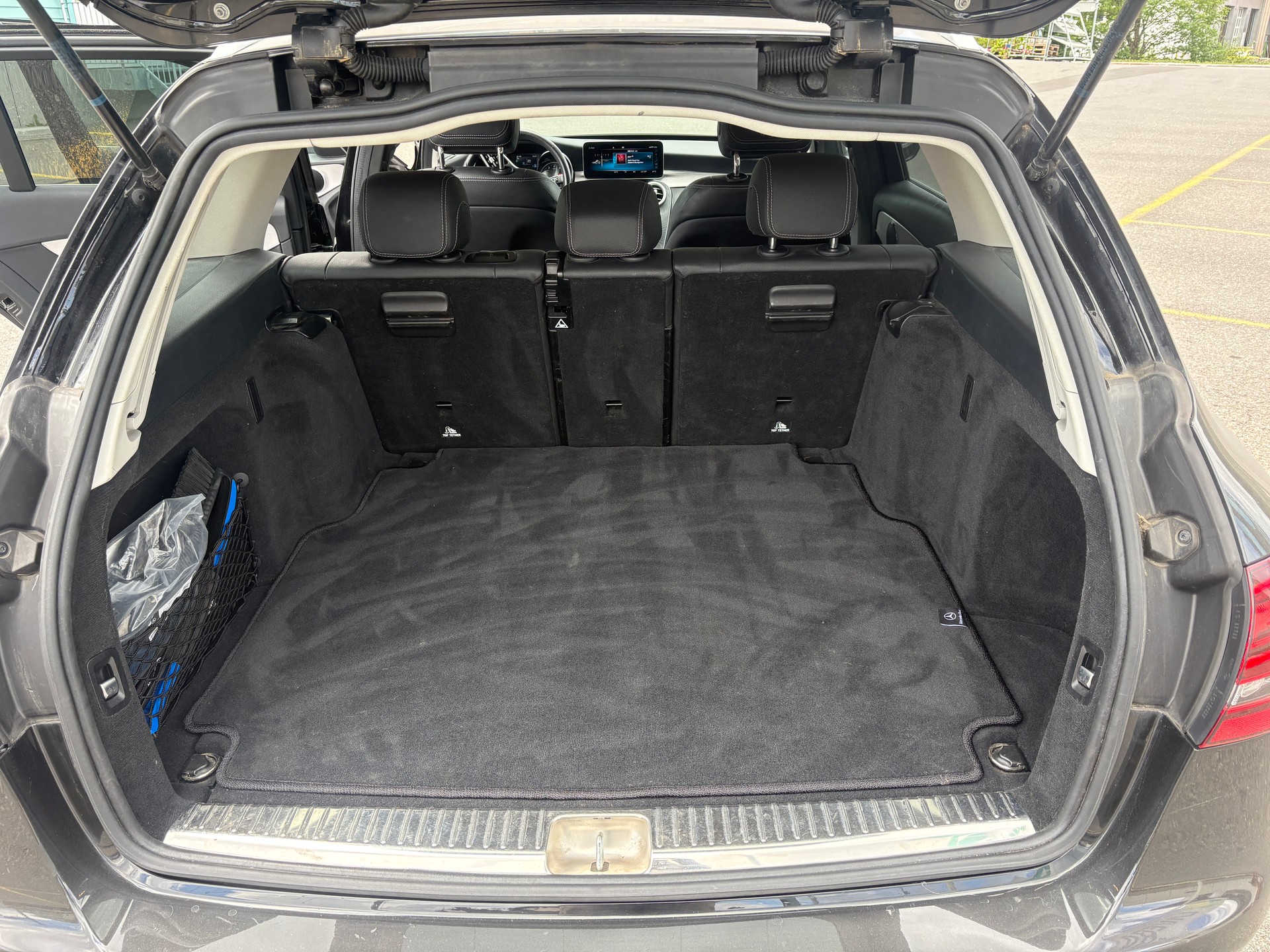 MERCEDES-BENZ C 180 Avantgarde-image-3