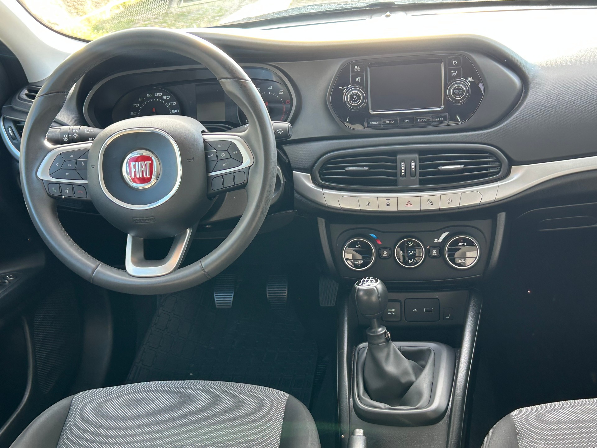 FIAT Tipo 1.4TJet Station Wagon Lounge-image-6