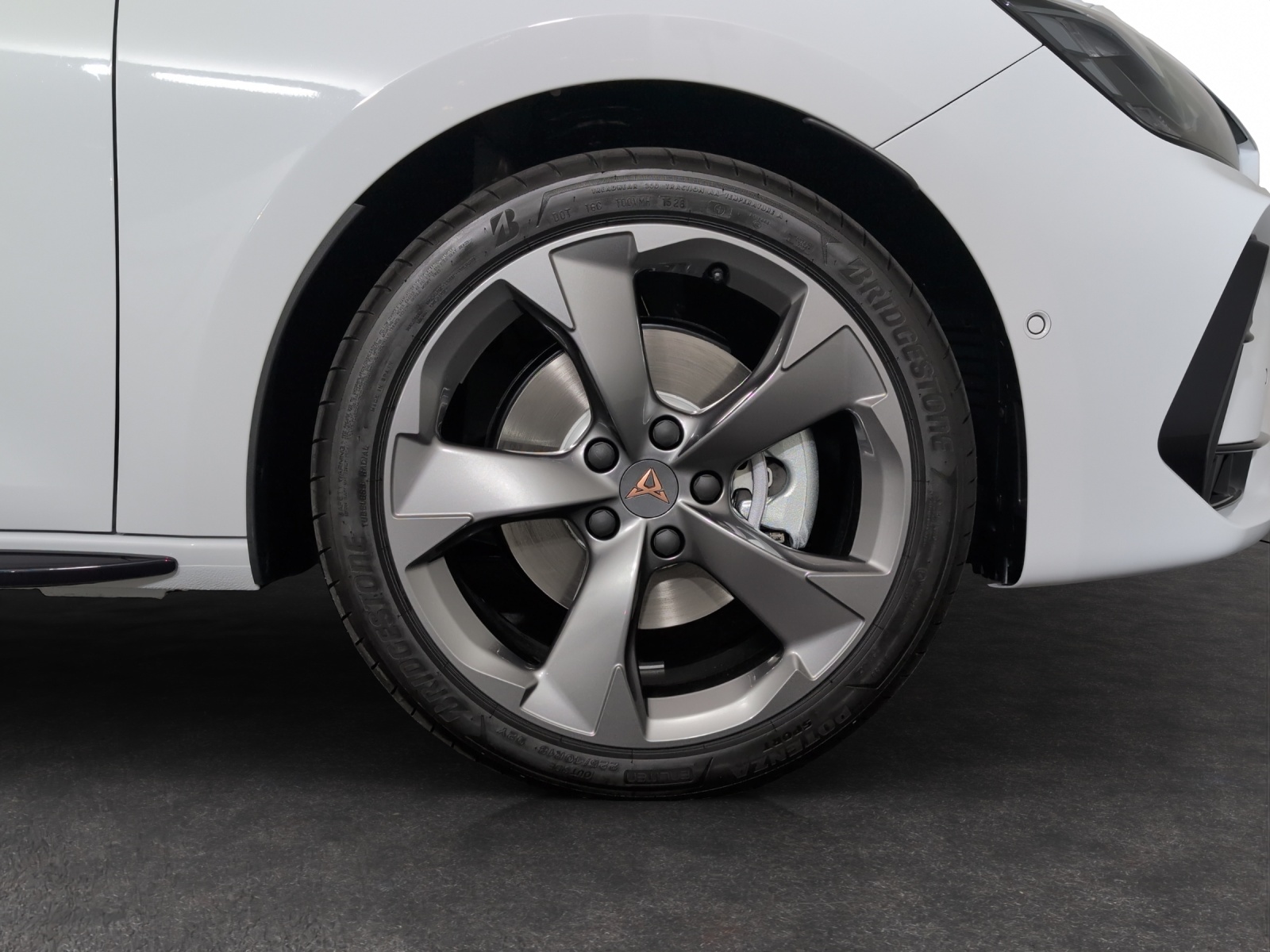 CUPRA LEON ST 2.0 TSI Prime Edition DSG 4Drive-image-4