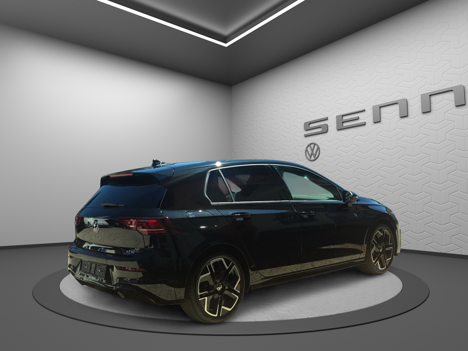 VW Golf 1.5 e TSI mHEV R-Line DSG-image-2