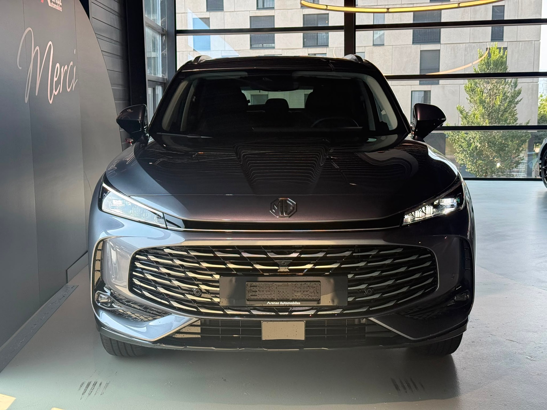MG HS 1.5 T HEV Luxury-image-2