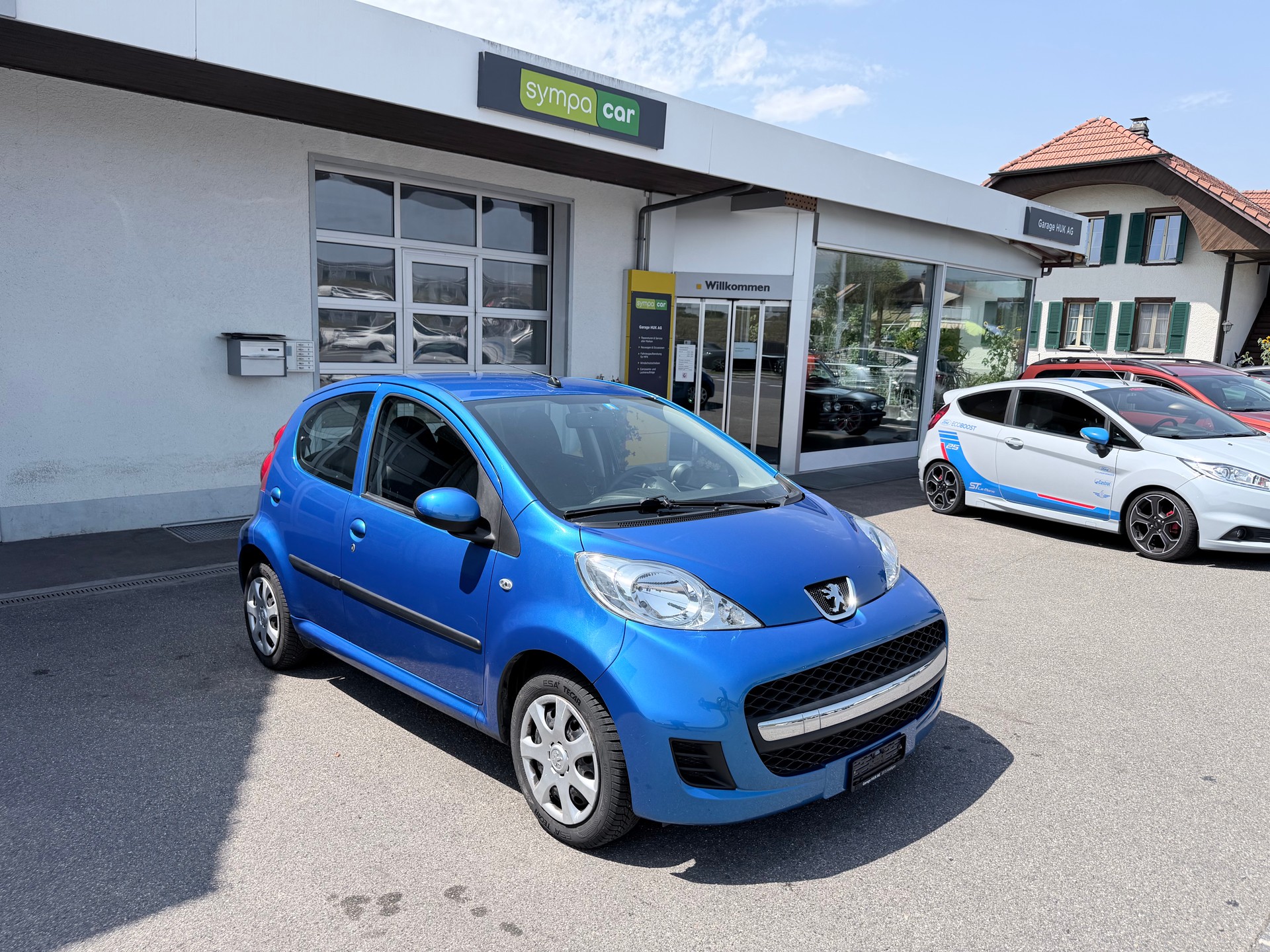 PEUGEOT 107 1.0 Trendy BMP5+++AUTOMAT+++FRISCH AB MFK UND SERVICE+++-image-0