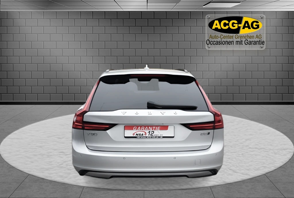 VOLVO V90 B5 AWD Diesel Mild Hybrid R-Design Geartronic ** PR.Glass-Schiebedach ** Pack Light ** Pack Winter **-image-4