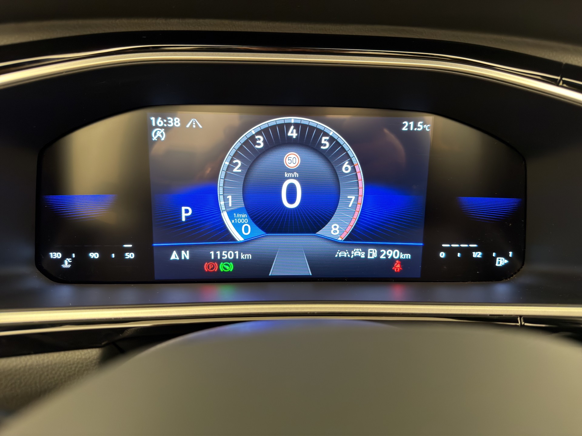 VW T-Roc Cabriolet 1.5 TSI R-Line DSG-image-7