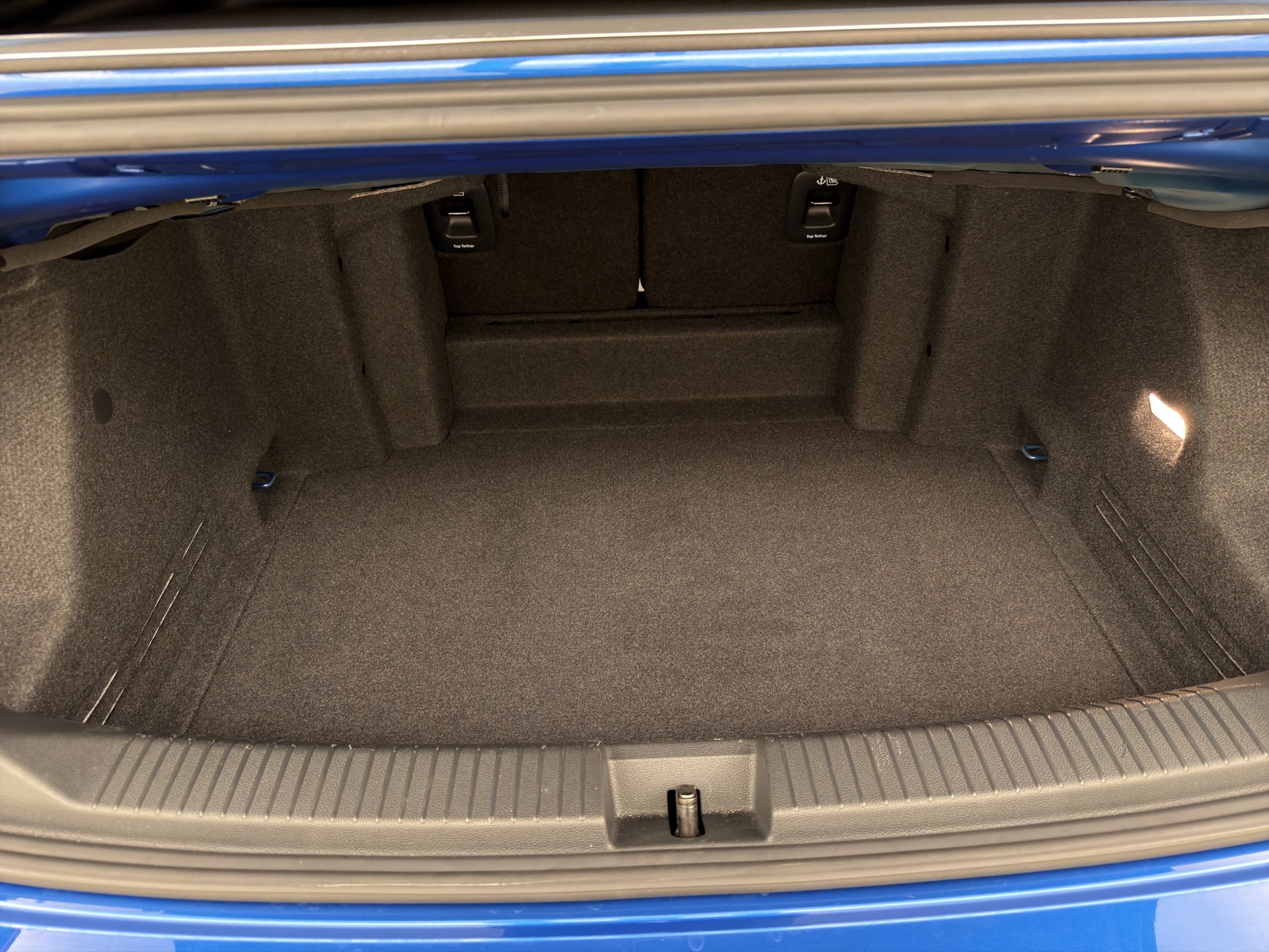 VW T-Roc Cabriolet 1.5 TSI R-Line DSG-image-12