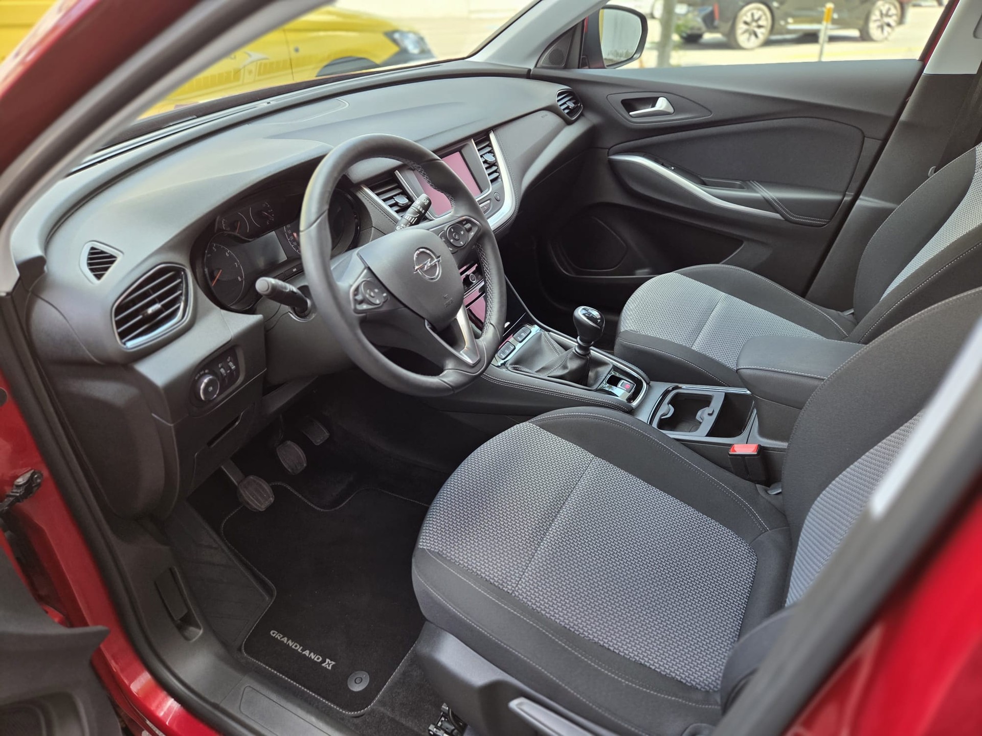 OPEL Grandland X 1.2i Ultimate-image-3