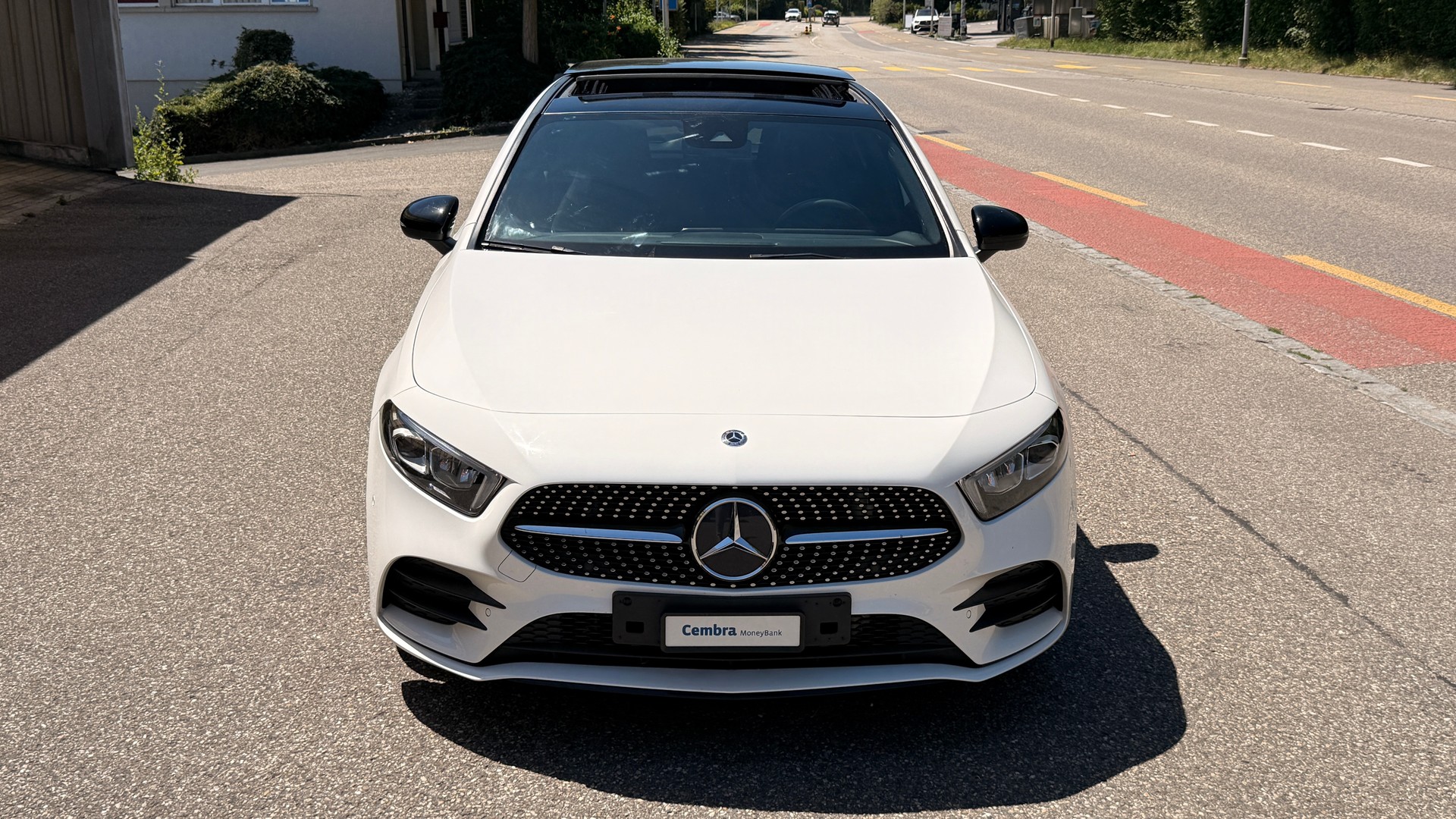 MERCEDES-BENZ A 200 AMG Line 7G-DCT-image-8