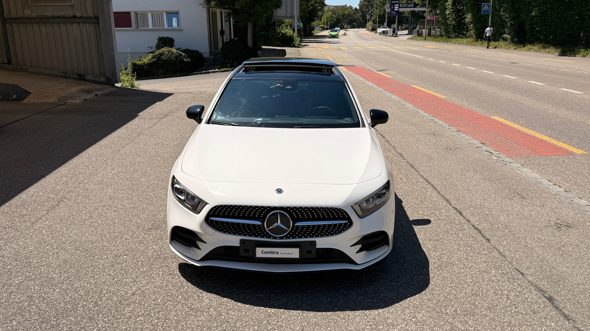 MERCEDES-BENZ A 200 AMG Line 7G-DCT-image-1