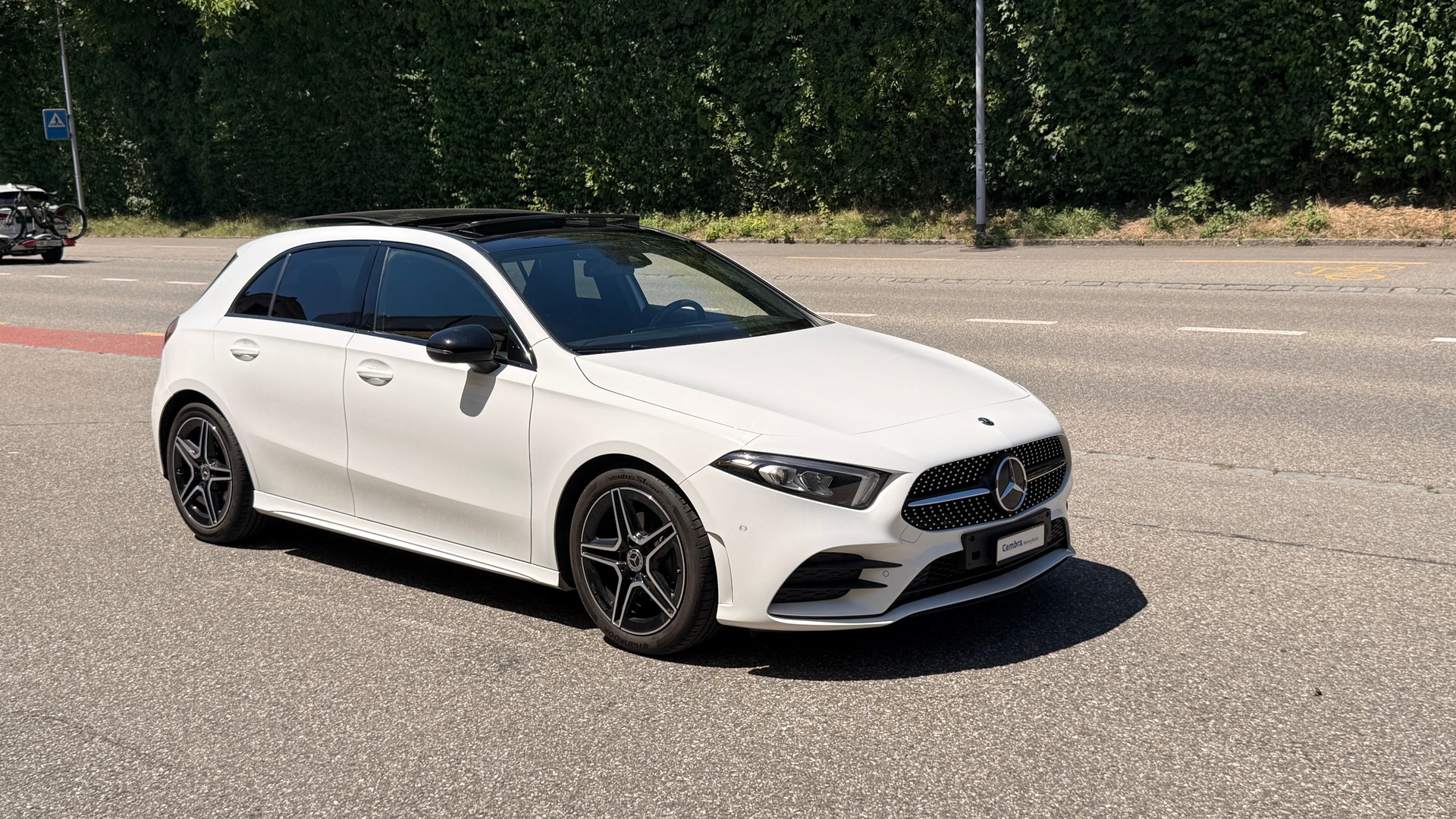 MERCEDES-BENZ A 200 AMG Line 7G-DCT-image-7
