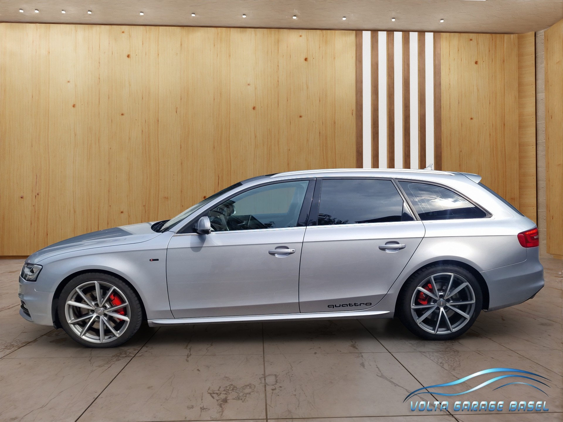 AUDI A4 Avant 3.0 TDI clean diesel quattro s-tronic-image-3
