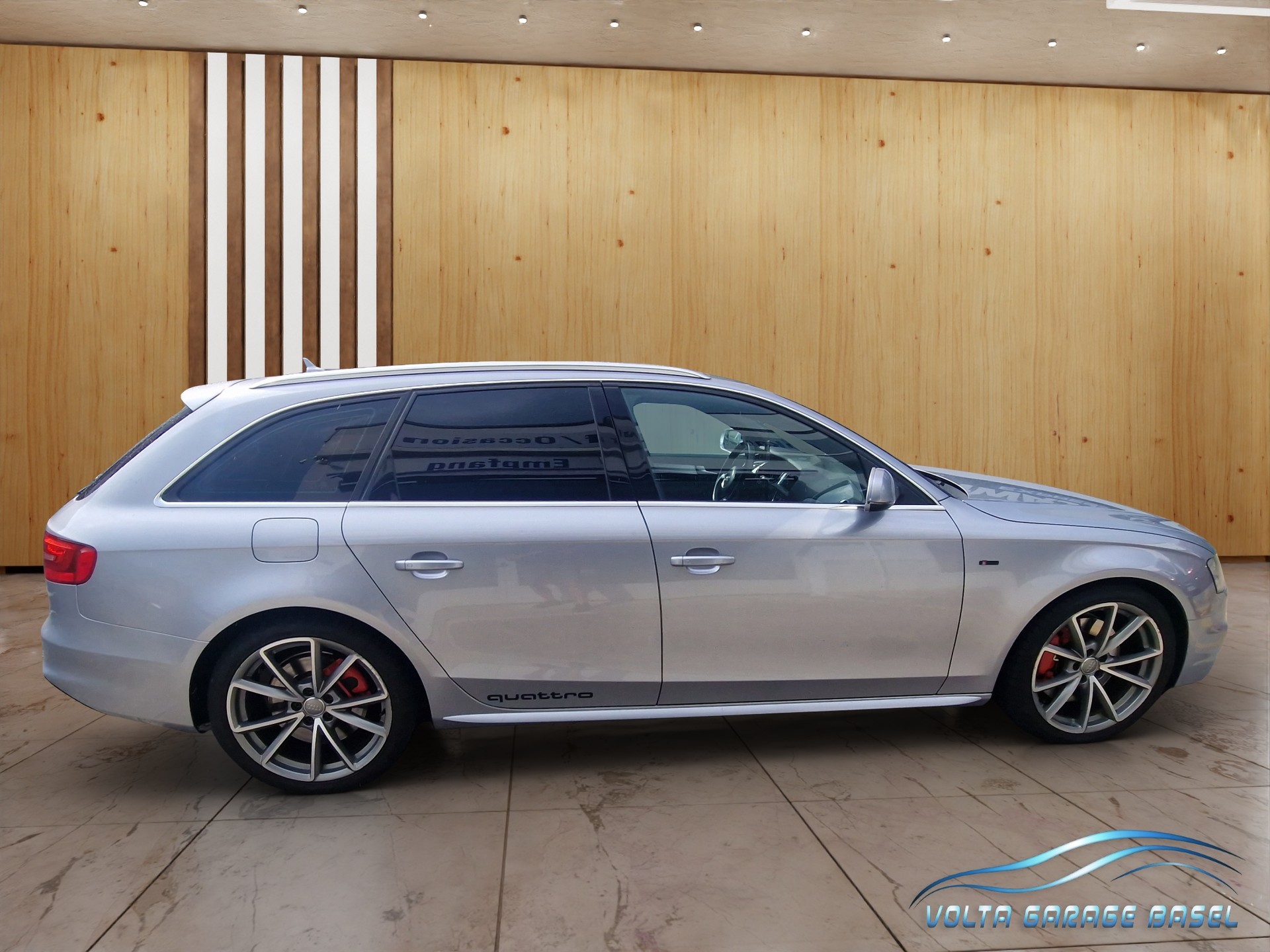 AUDI A4 Avant 3.0 TDI clean diesel quattro s-tronic-image-4