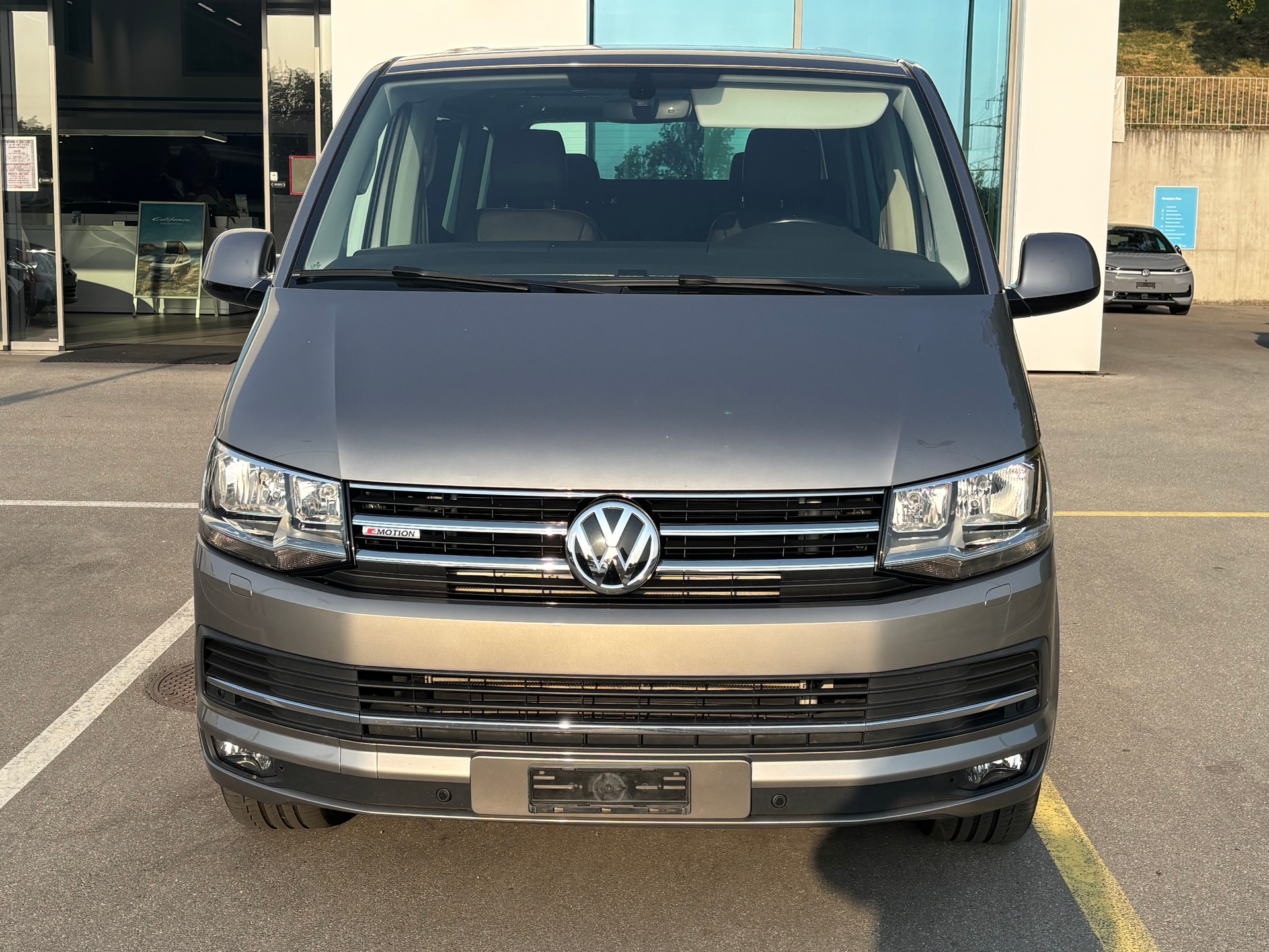 VW T6 Multivan 2.0 TSI Highline DSG-image-6