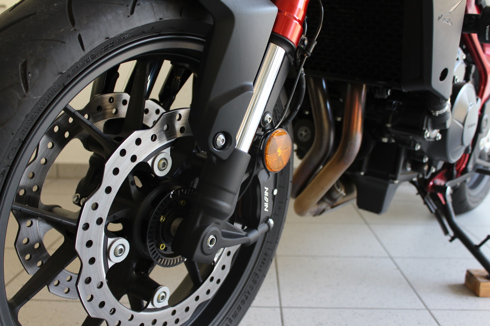 HONDA CB 750 Hornet-image-9