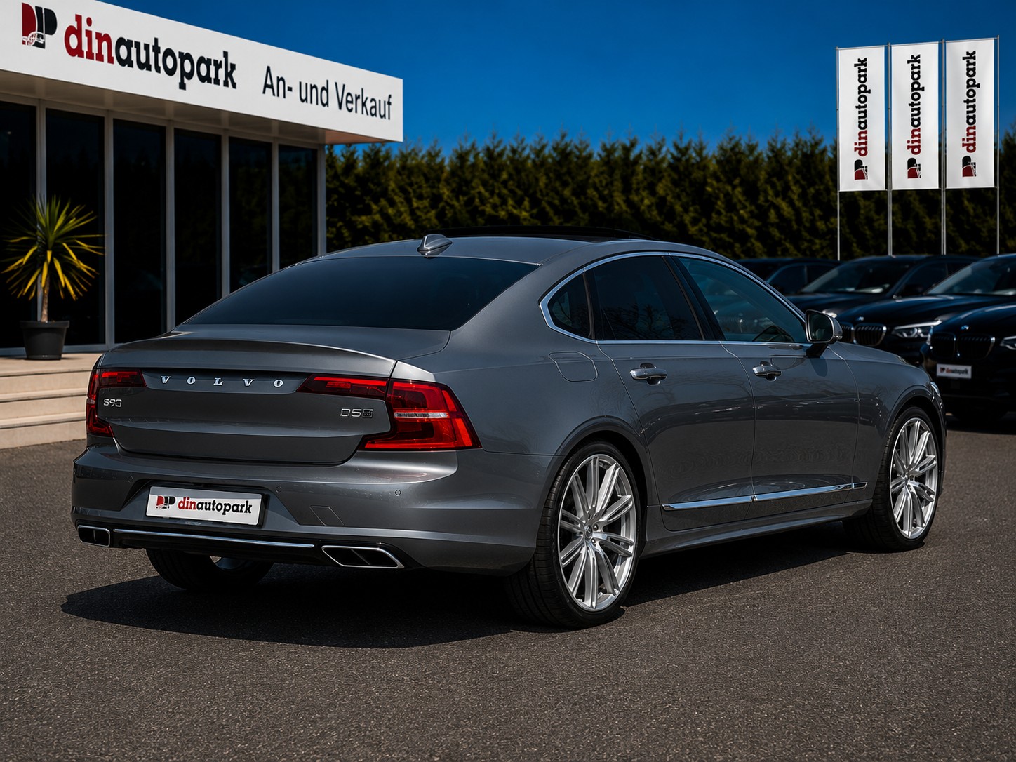 VOLVO S90 D5 AWD Inscription Geartronic Powerpulse * CH-Fahrzeug * Vollausstattung * Neuwertiger Zustand *-image-3