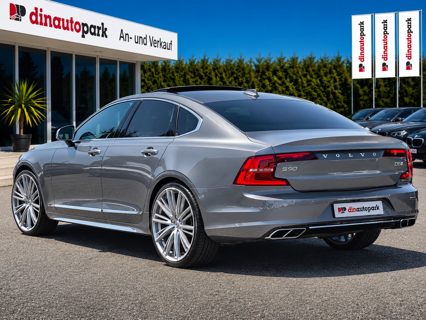VOLVO S90 D5 AWD Inscription Geartronic Powerpulse * CH-Fahrzeug * Vollausstattung * Neuwertiger Zustand *-image-4