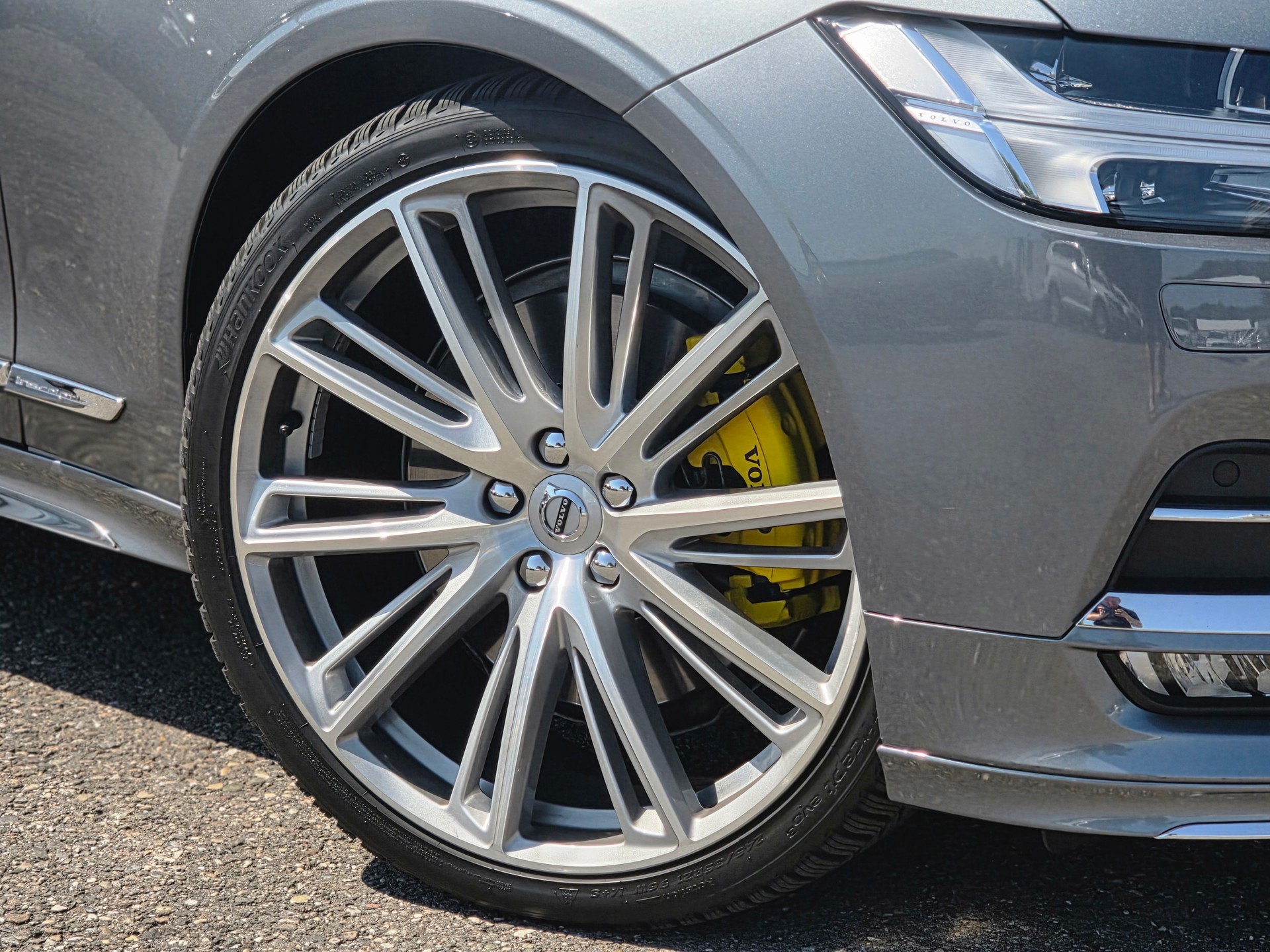 VOLVO S90 D5 AWD Inscription Geartronic Powerpulse * CH-Fahrzeug * Vollausstattung * Neuwertiger Zustand *-image-2