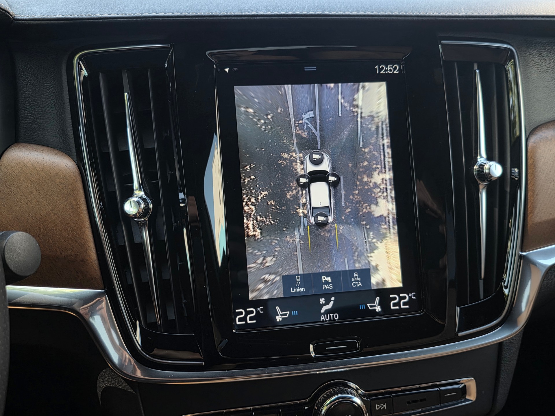 VOLVO S90 D5 AWD Inscription Geartronic Powerpulse * CH-Fahrzeug * Vollausstattung * Neuwertiger Zustand *-image-18