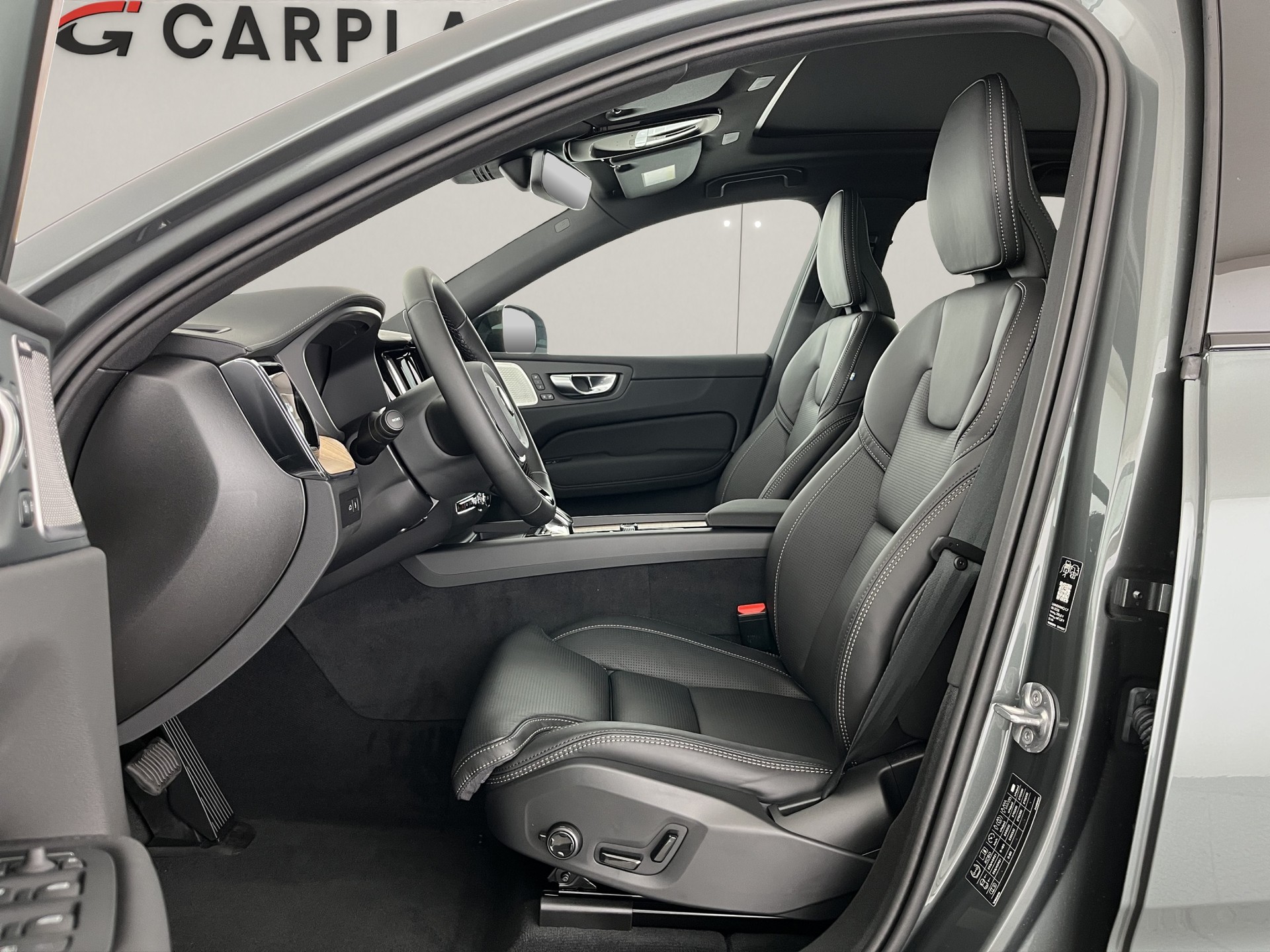 VOLVO XC60 2.0 T8 TE Ultra Dark eAWD-image-7