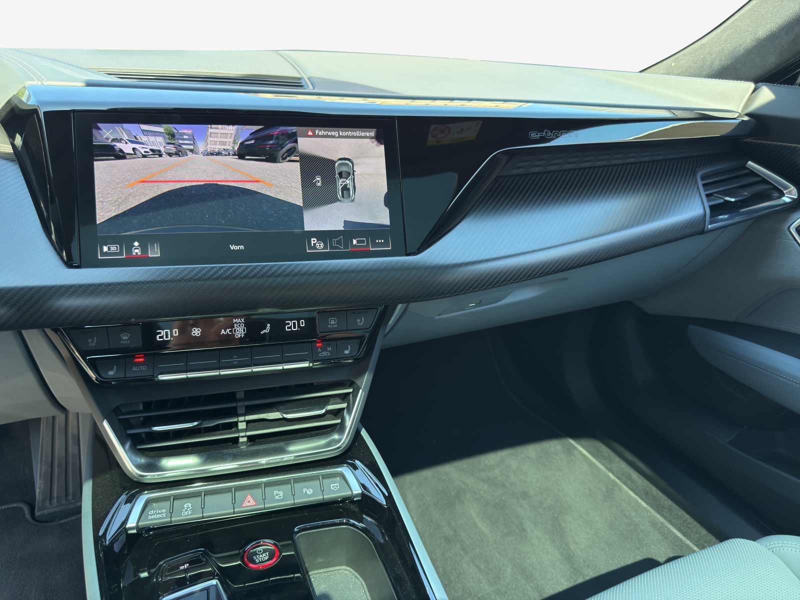 AUDI e-tron GT quattro-image-11
