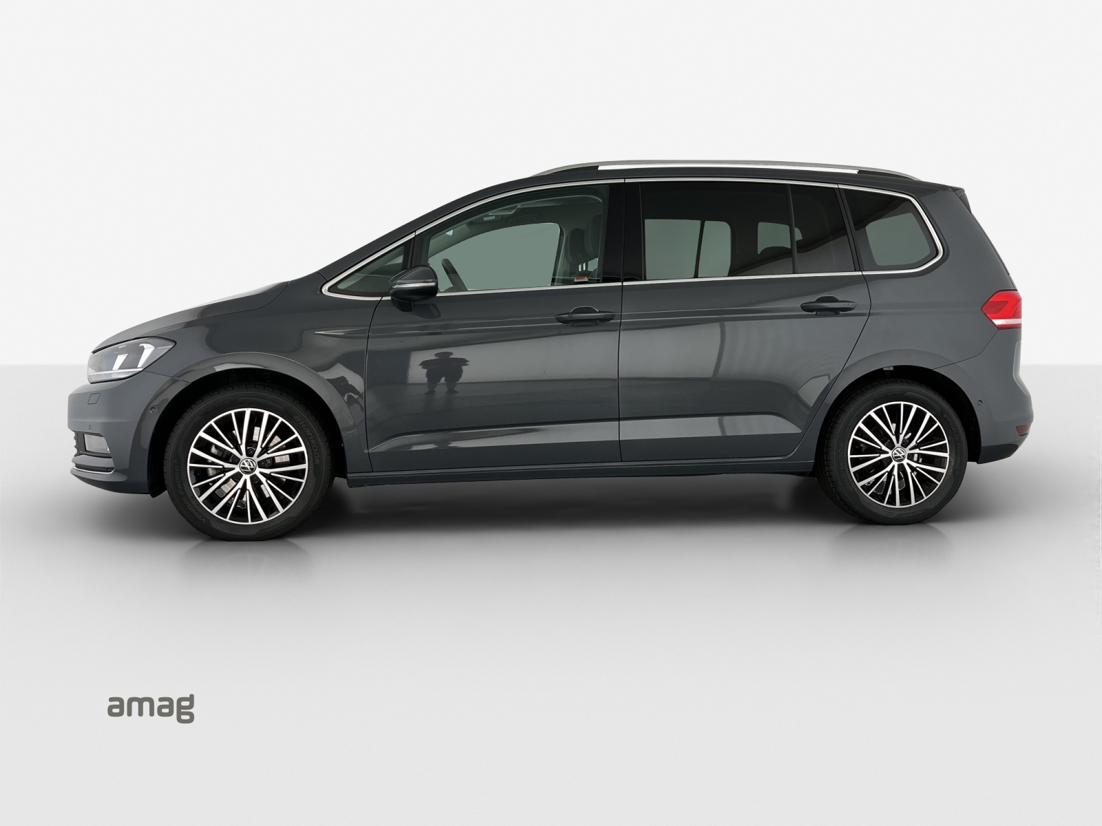 VW Touran 1.5 TSI EVO Highline DSG-image-1