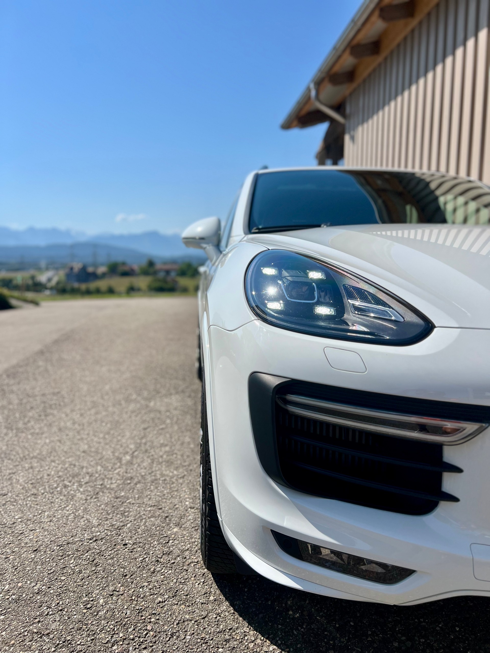 PORSCHE Cayenne GTS by Nutzfahrzeugcenter Seetal-image-14