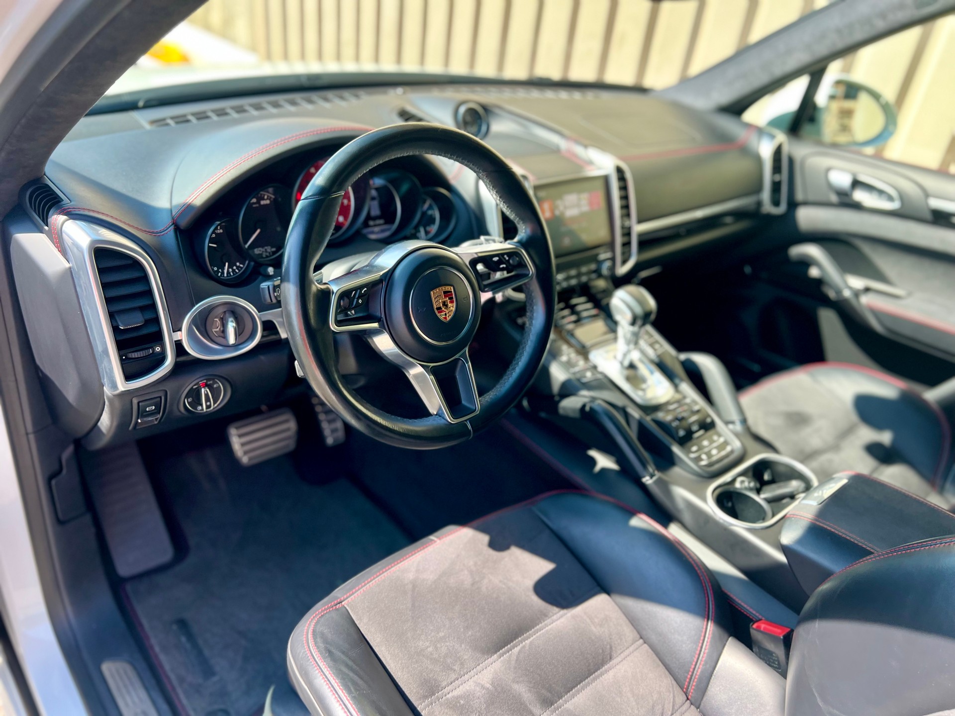 PORSCHE Cayenne GTS by Nutzfahrzeugcenter Seetal-image-10