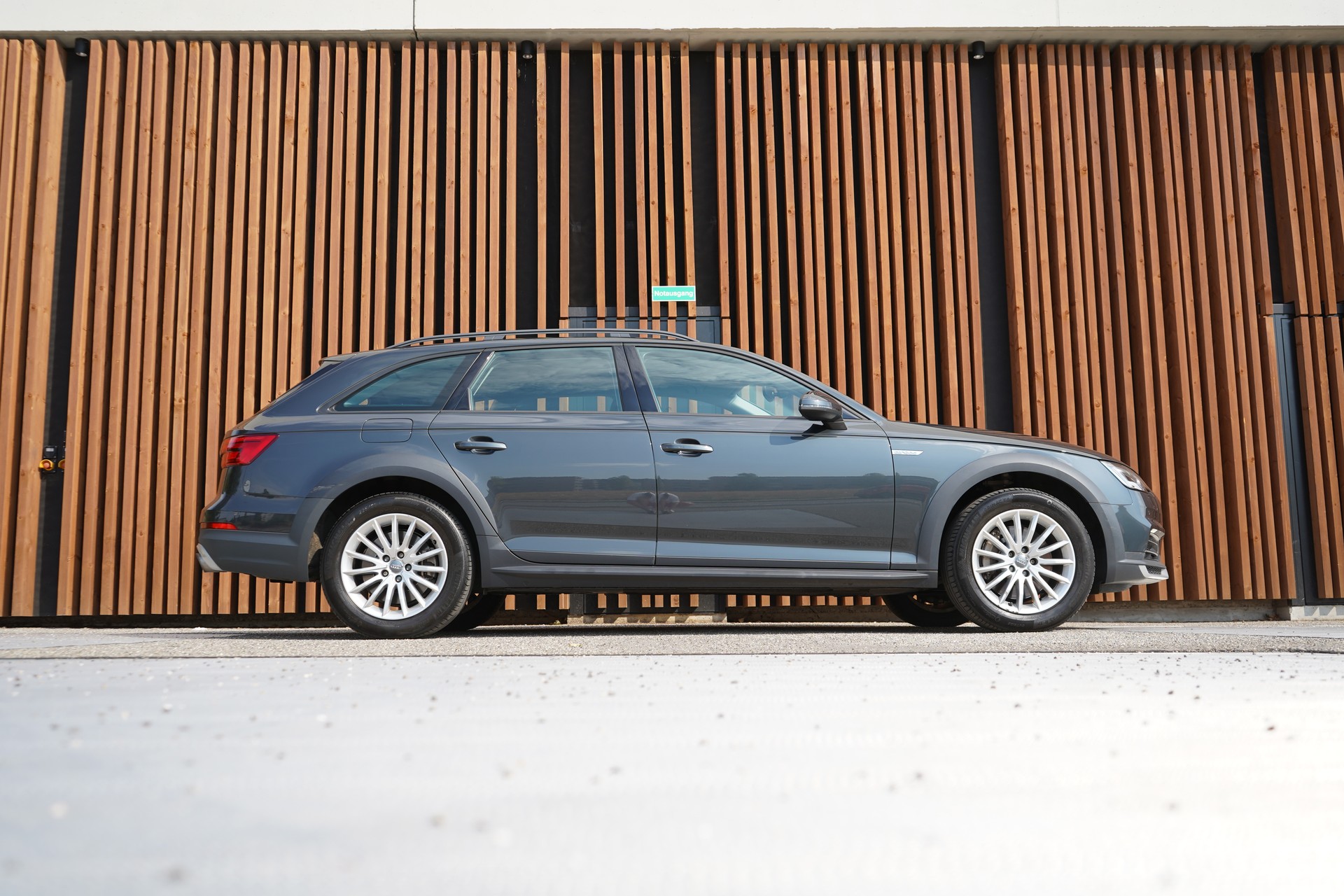 AUDI A4 ALLROAD 2.0 TFSI QUATTRO S-TRONIC l 251 PS-image-0