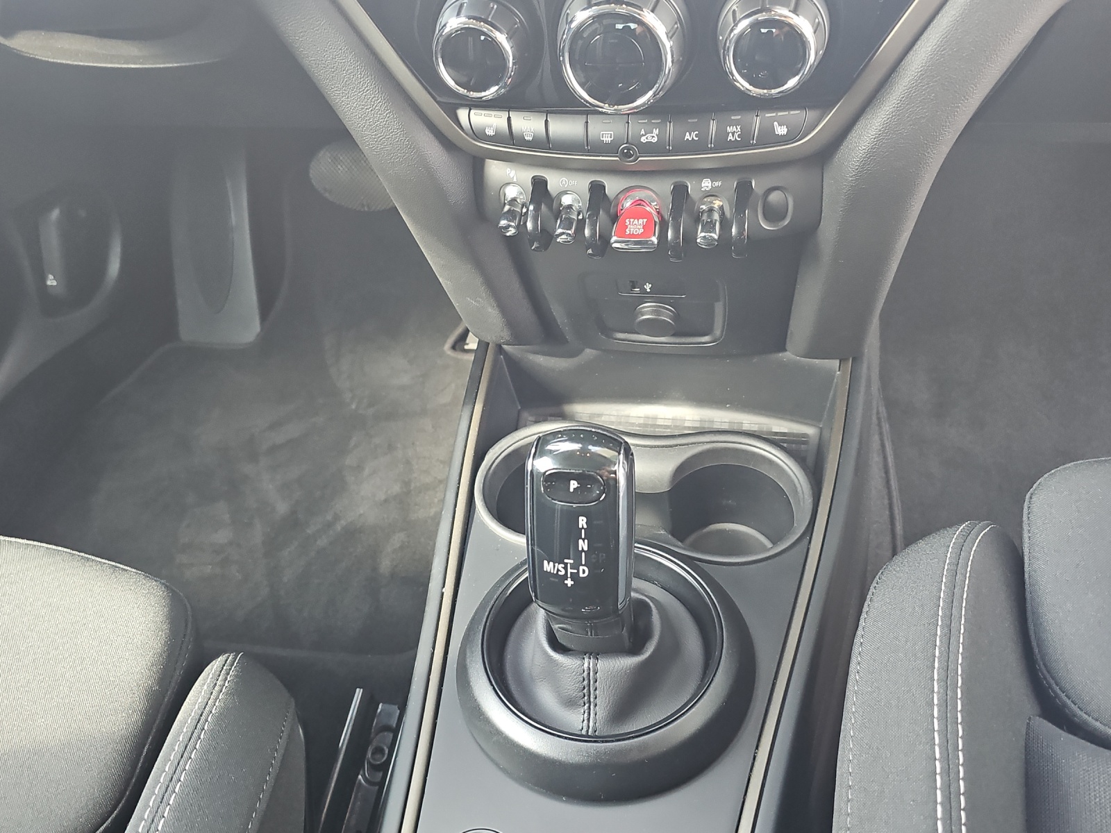 MINI Countryman Cooper S ALL4-image-17