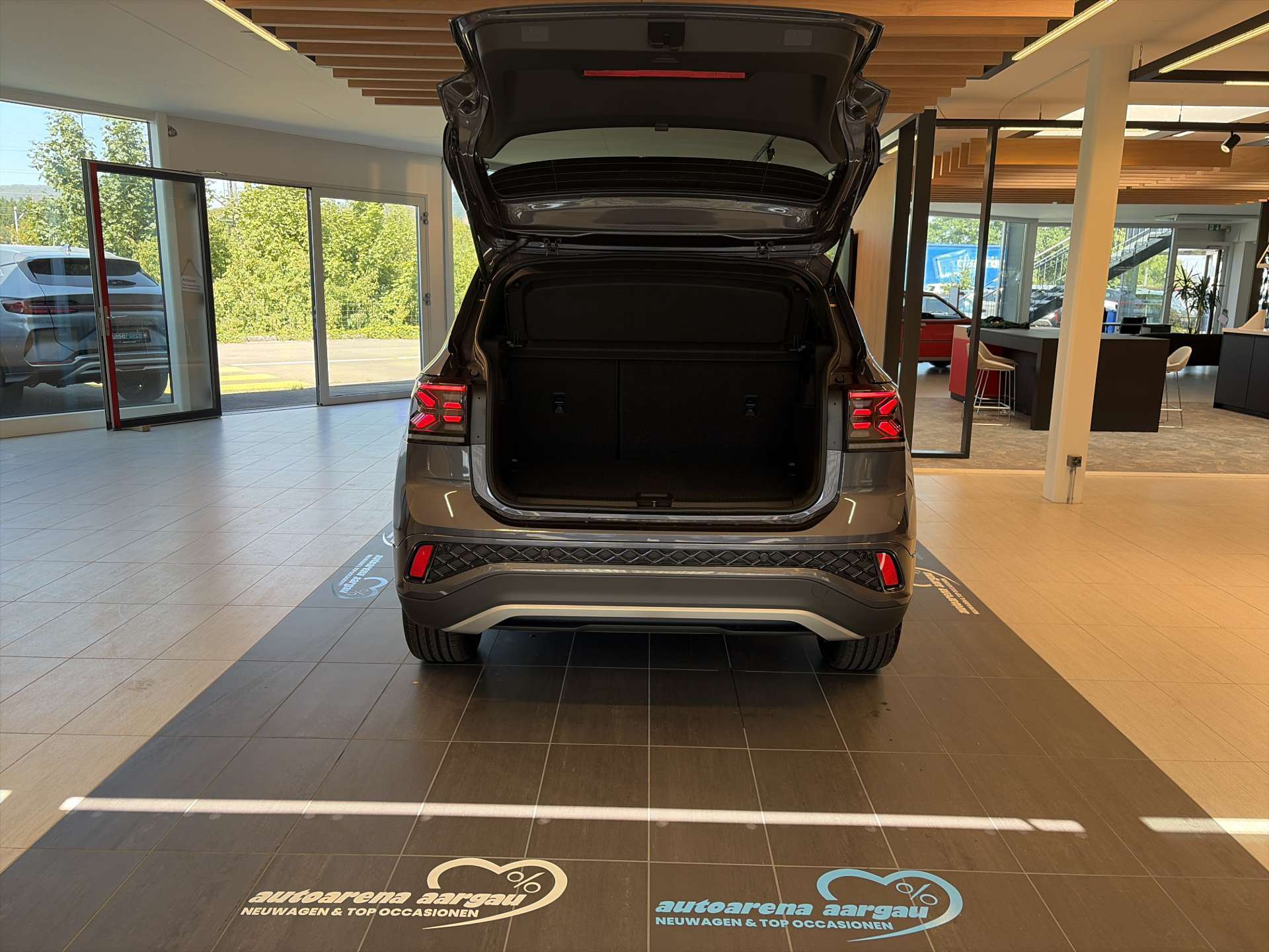 VW T-Cross 1.5 TSi EVO ACT R-Line DSG-Automat-image-7