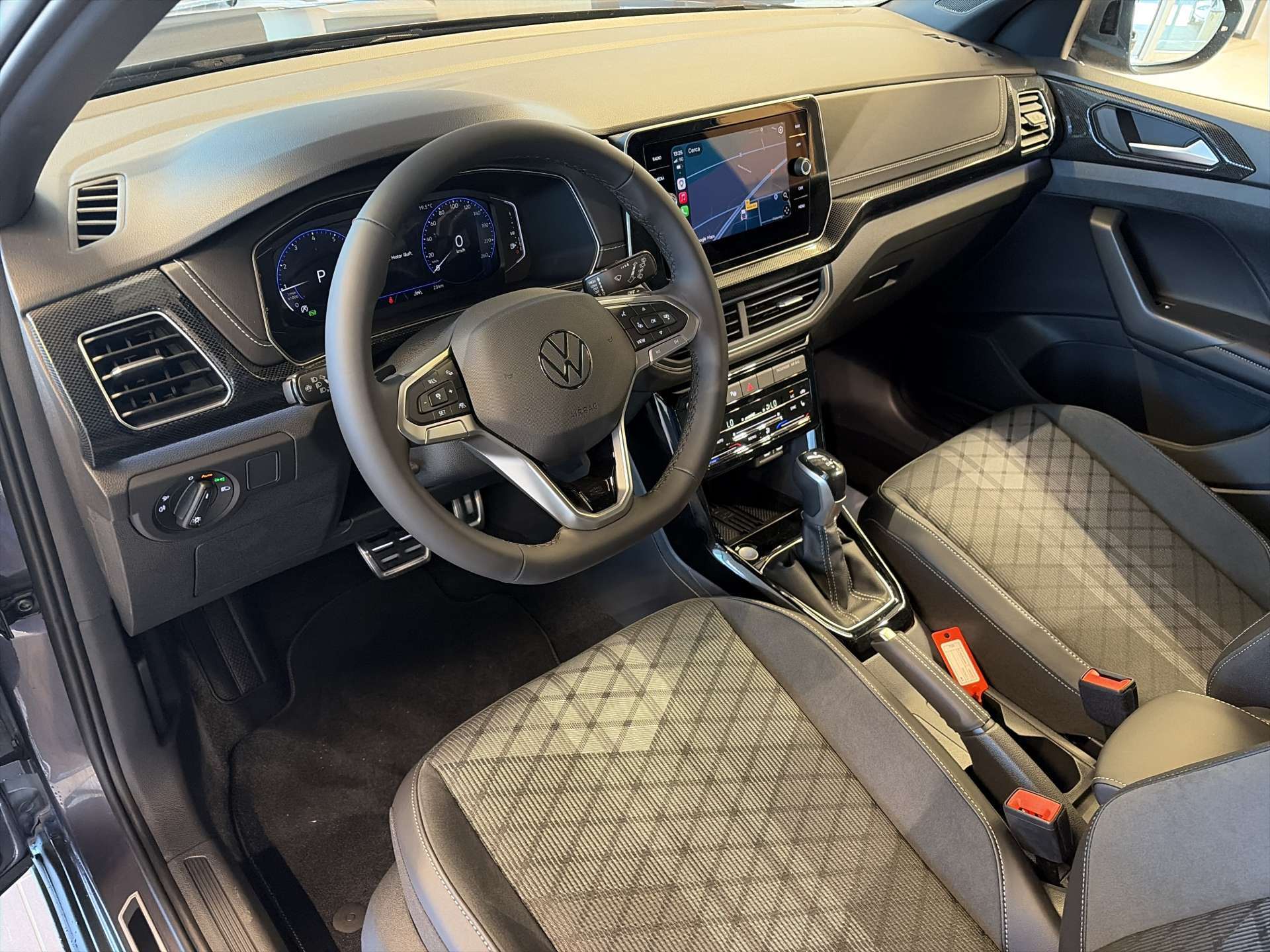 VW T-Cross 1.5 TSi EVO ACT R-Line DSG-Automat-image-5