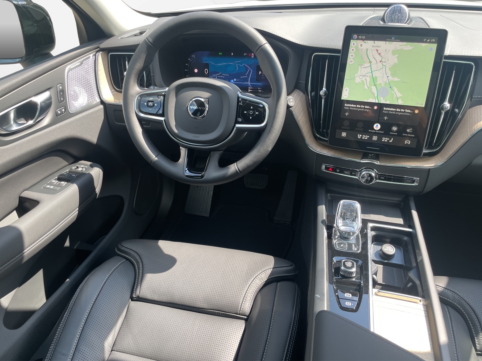 VOLVO XC60 2.0 T6 TE Ultra Dark eAWD-image-12