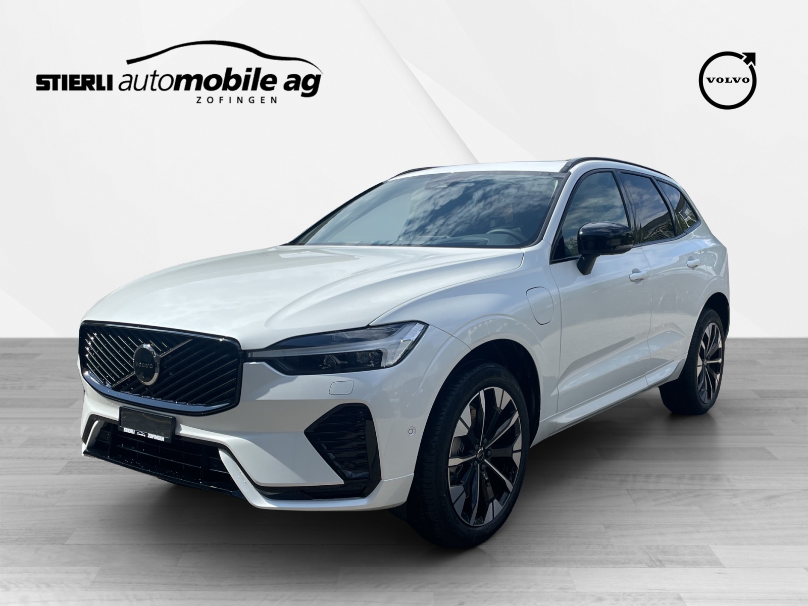 VOLVO XC60 2.0 T6 TE Ultra Dark eAWD-image-0