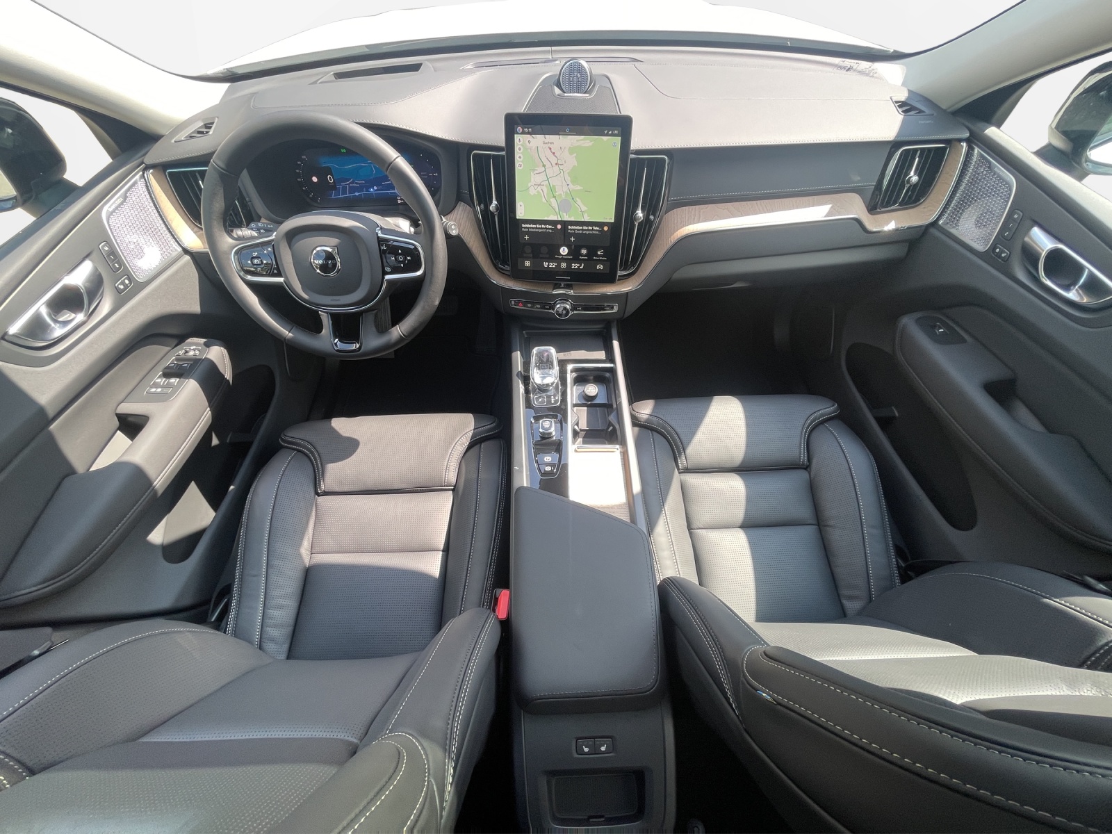 VOLVO XC60 2.0 T6 TE Ultra Dark eAWD-image-10