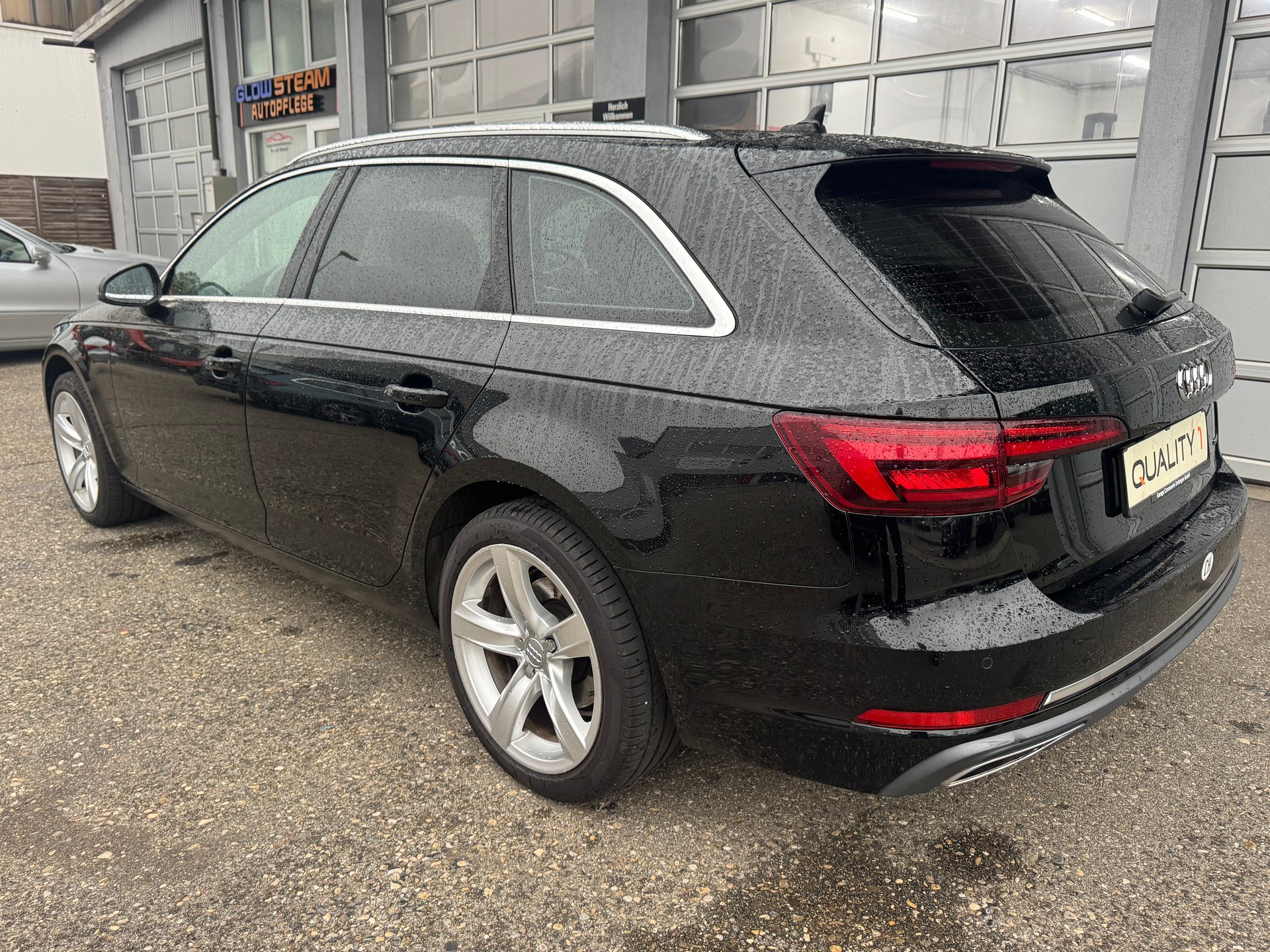 AUDI A4 Avant 40 TDI Sport quattro S-tronic-image-4