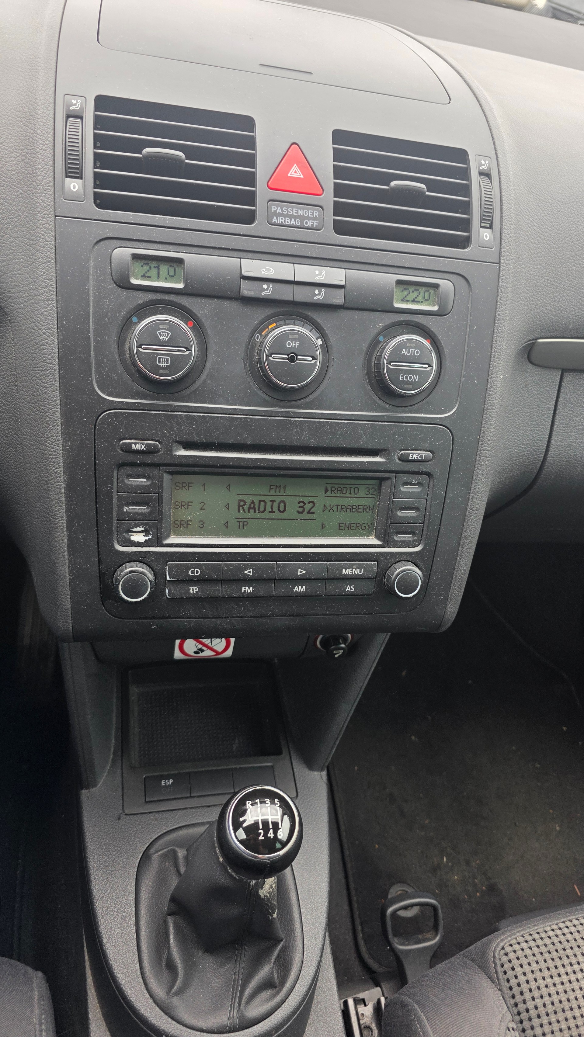 VW Touran 2.0 FSI Highline-image-8