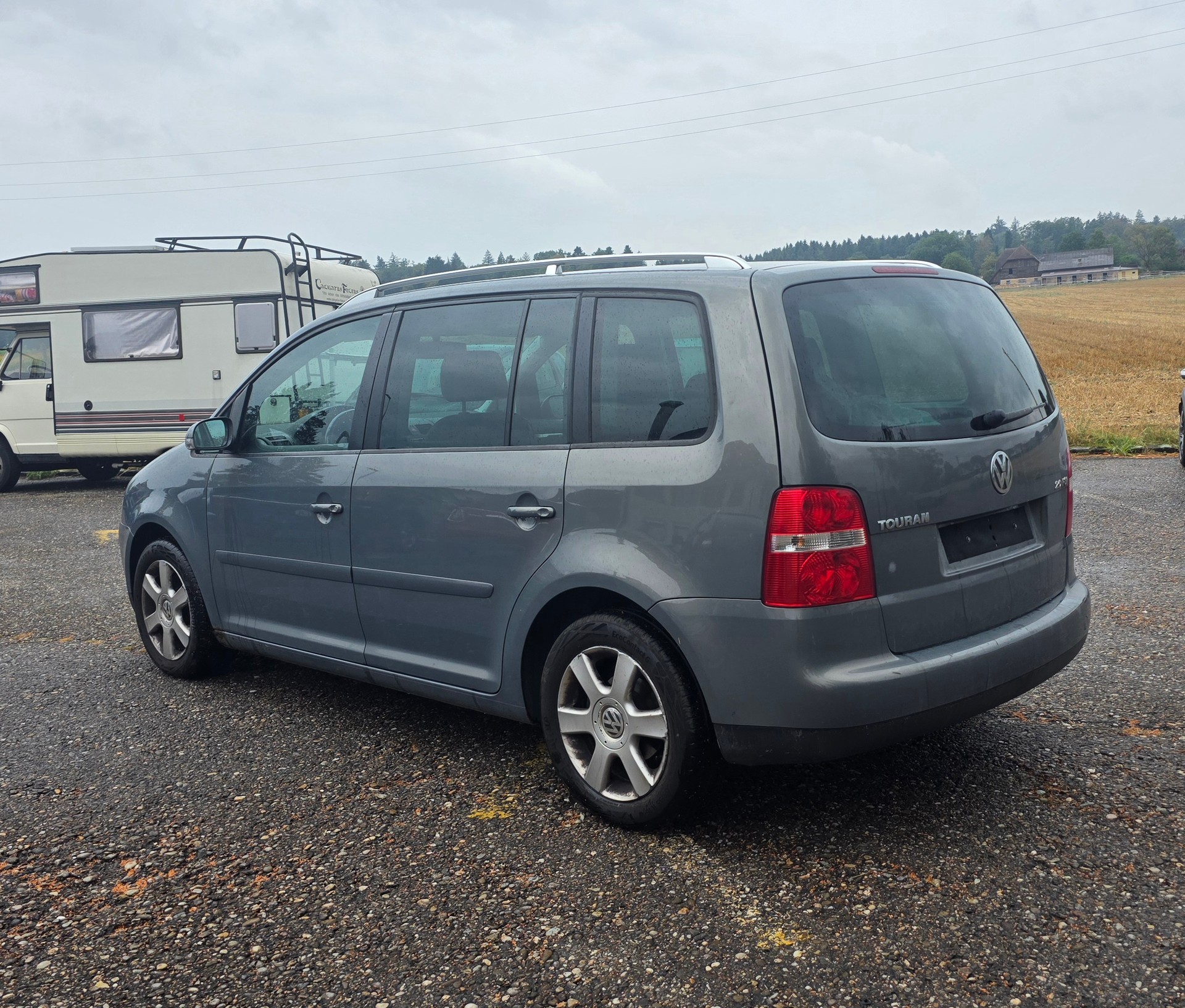 VW Touran 2.0 FSI Highline-image-3