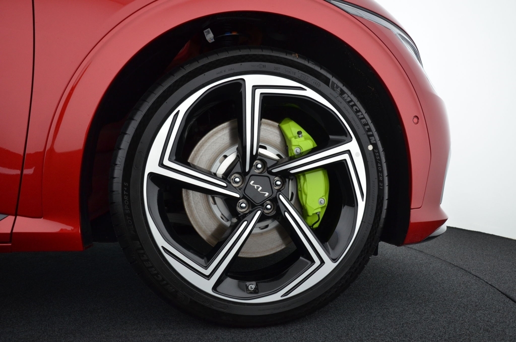 KIA EV6 77.4 kWh AWD GT 4x4 (584PS)-image-9