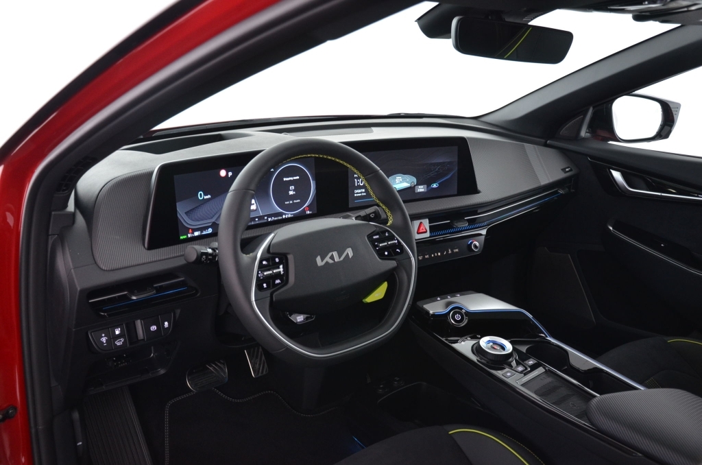KIA EV6 77.4 kWh AWD GT 4x4 (584PS)-image-12