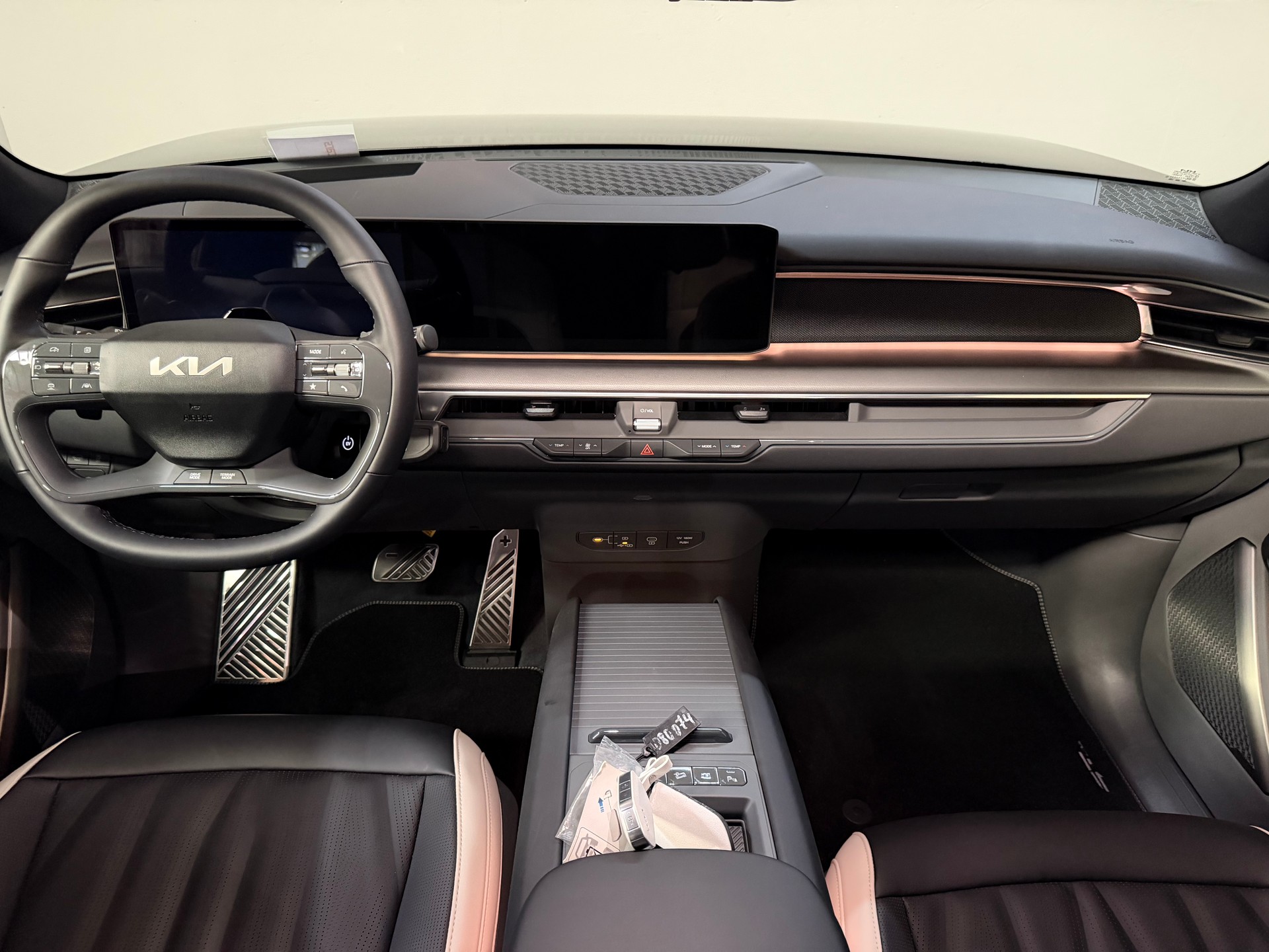 KIA EV9 99,8 kWh GT-Line 4x4-image-14