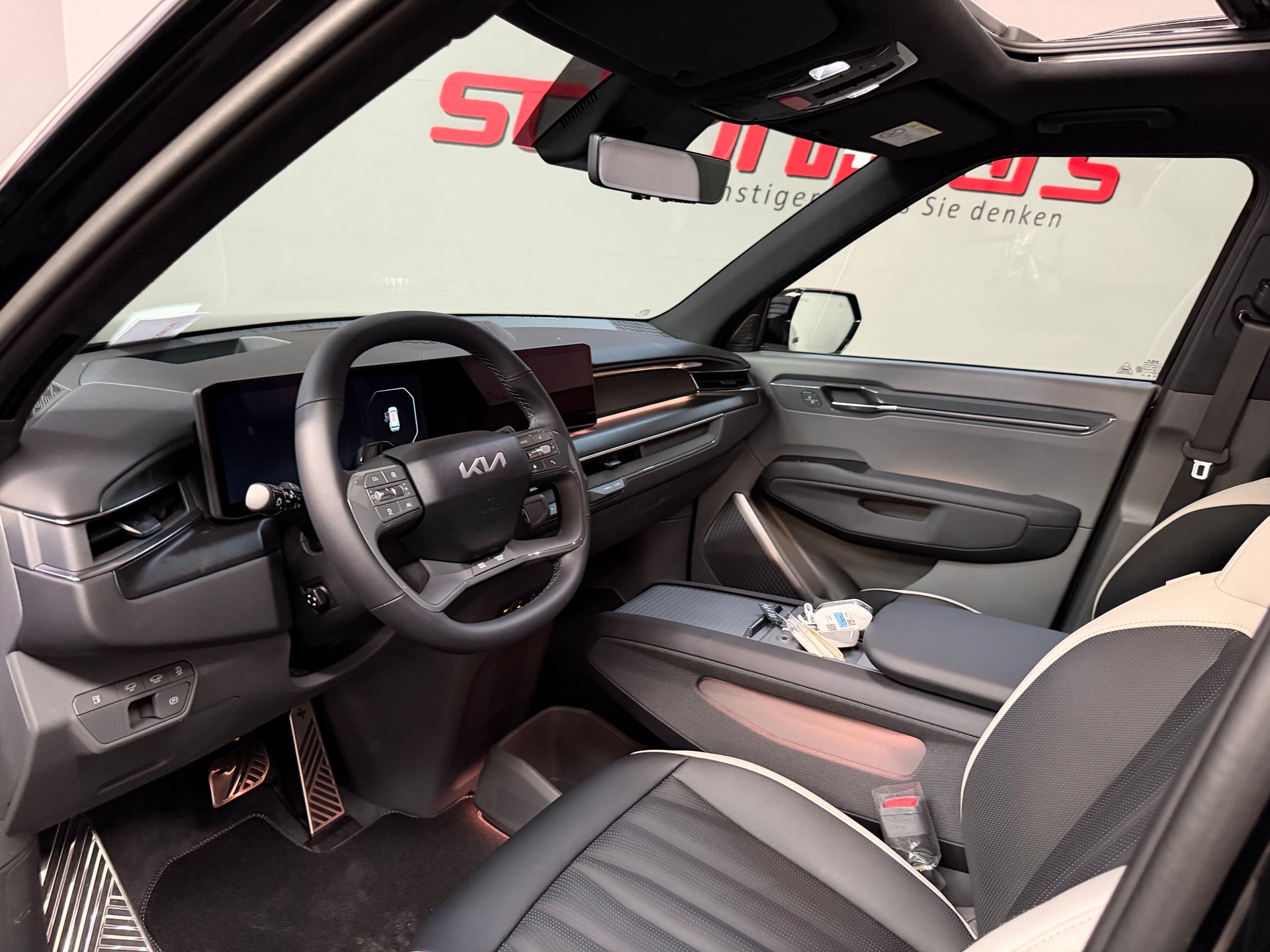 KIA EV9 99,8 kWh GT-Line 4x4-image-13