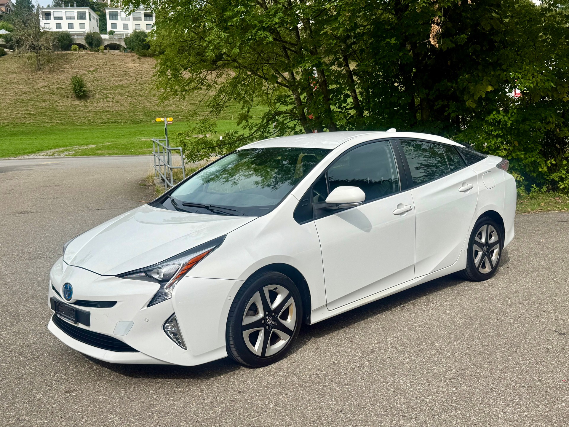 TOYOTA Prius 1.8 VVT-i HSD Sol-image-1