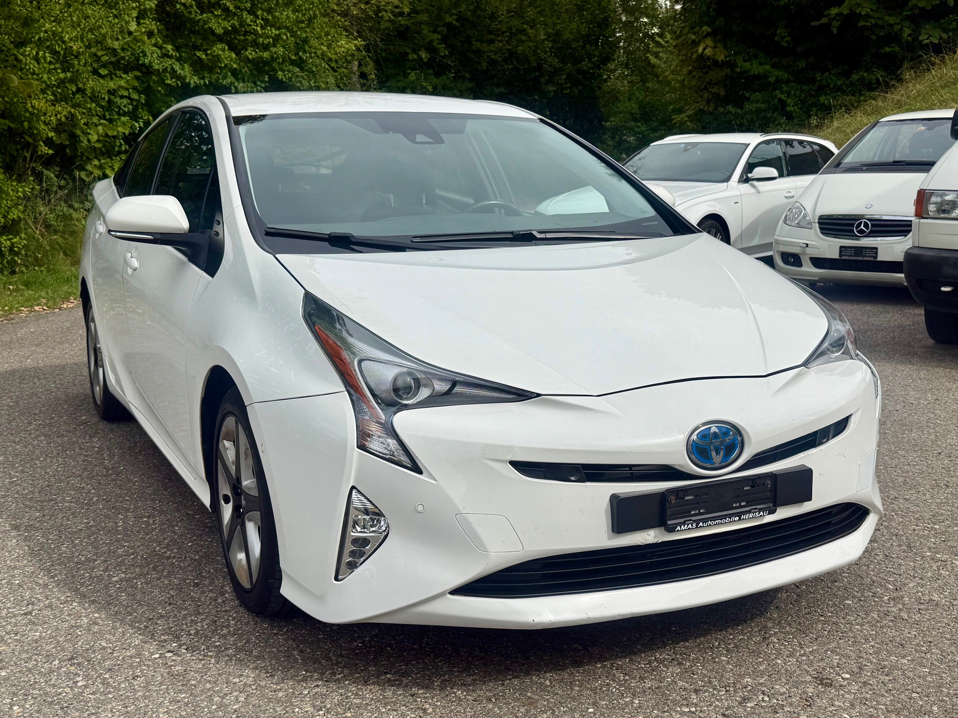 TOYOTA Prius 1.8 VVT-i HSD Sol-image-5