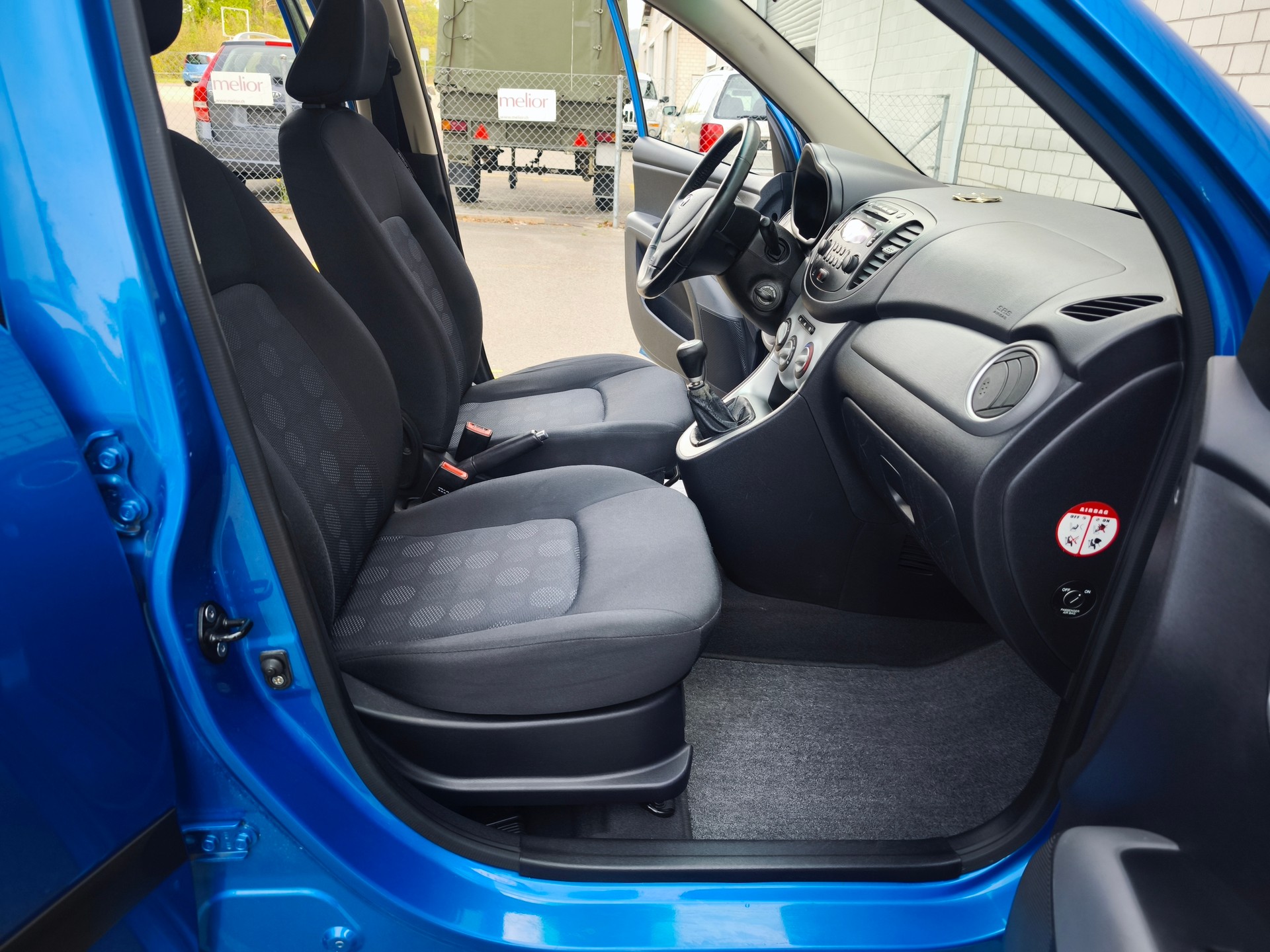 HYUNDAI i10 1.2 Style-image-6