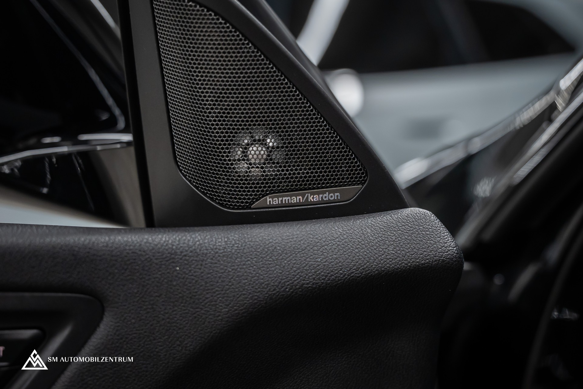 BMW M235i xDrive Gran Coupé / Head-Up / Panorama / el. Sitze Memory / Rückfahrkamera-image-22