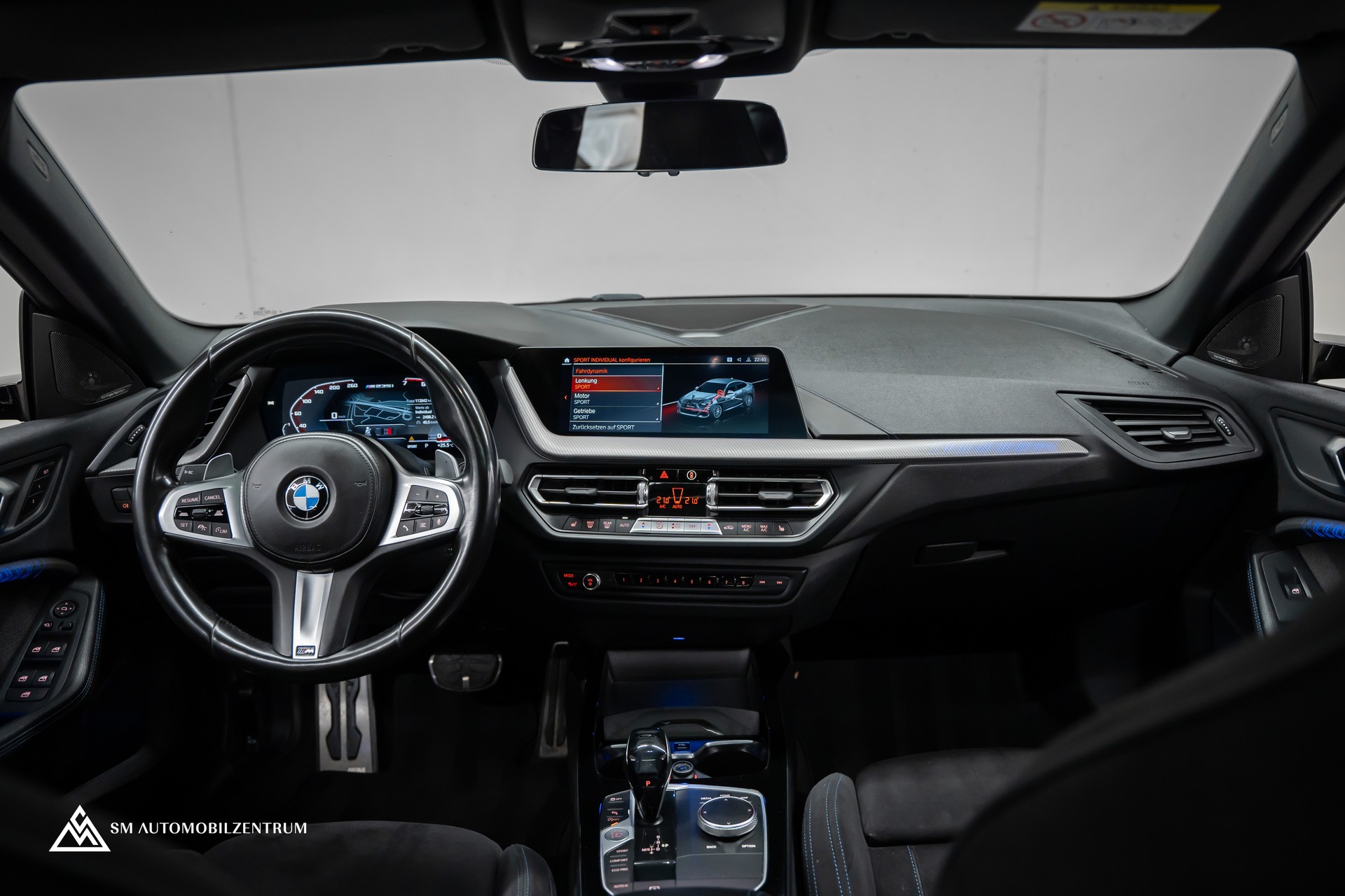 BMW M235i xDrive Gran Coupé / Head-Up / Panorama / el. Sitze Memory / Rückfahrkamera-image-14