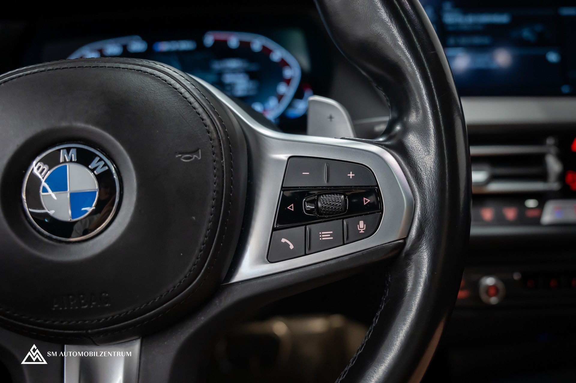 BMW M235i xDrive Gran Coupé / Head-Up / Panorama / el. Sitze Memory / Rückfahrkamera-image-26