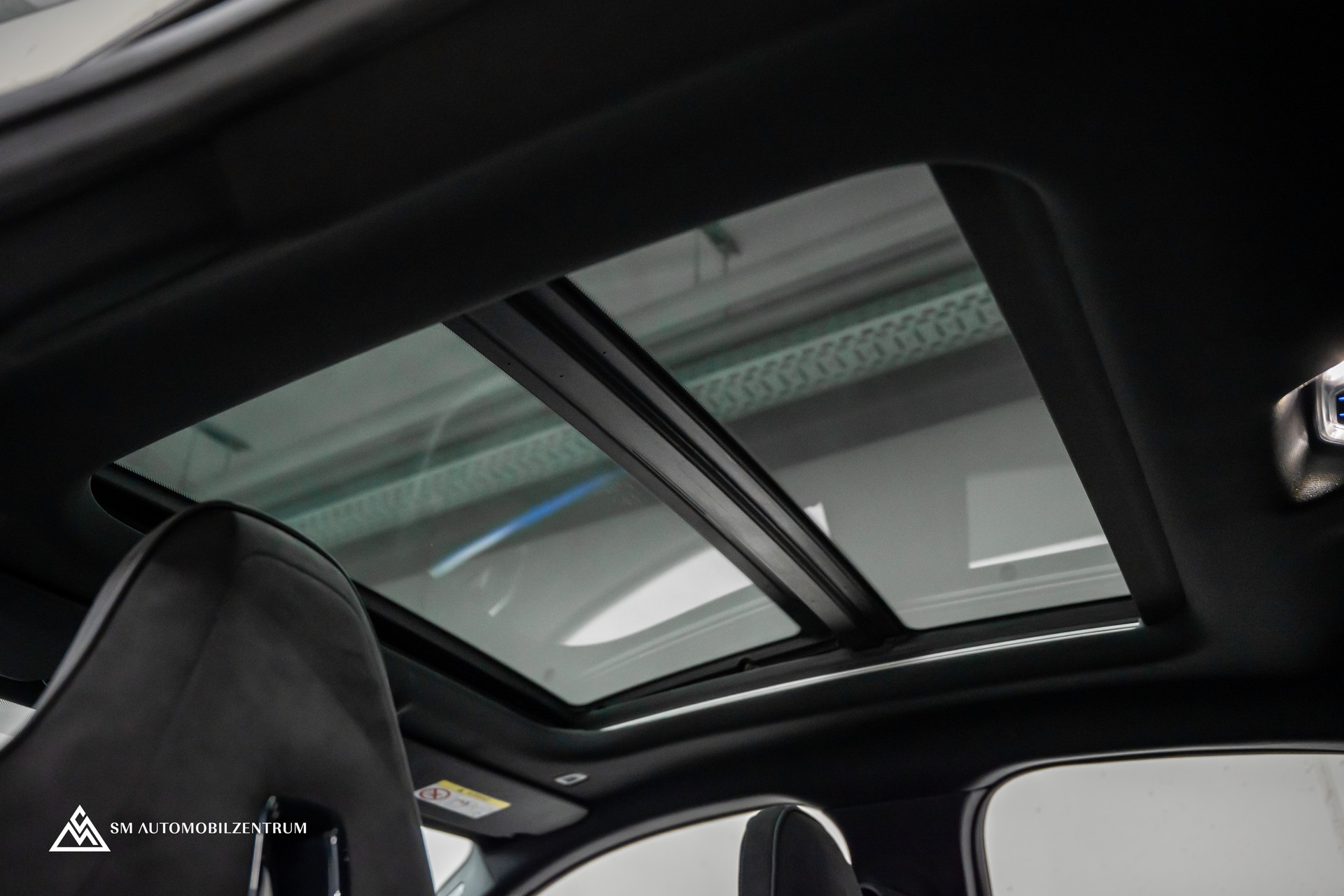 BMW M235i xDrive Gran Coupé / Head-Up / Panorama / el. Sitze Memory / Rückfahrkamera-image-20