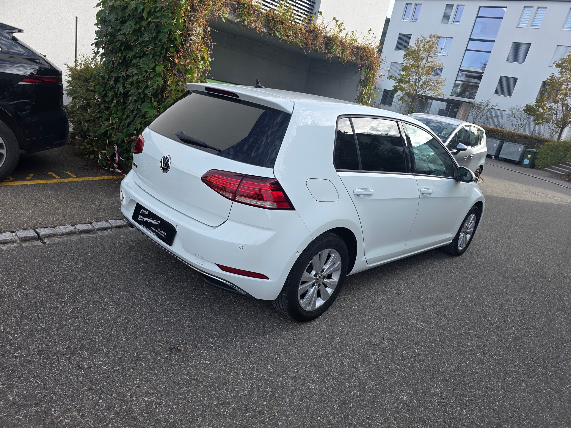 VW Golf 2.0 TDI Comfortline 4Motion DSG-image-3